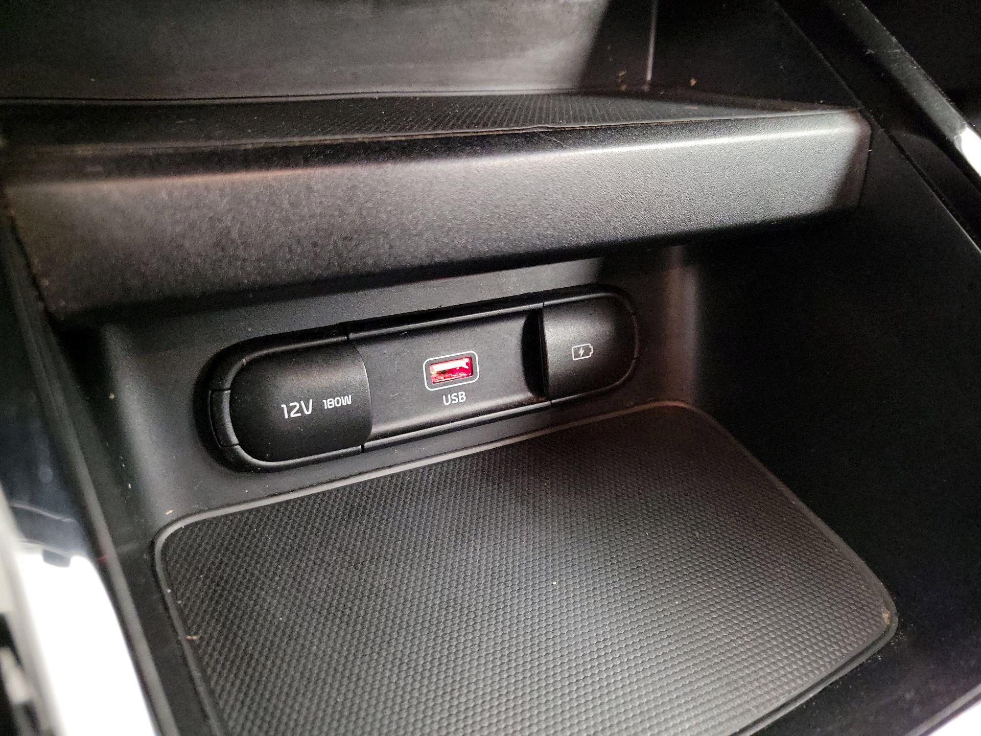 Thumbnail: 2023 Kia Forte - 19