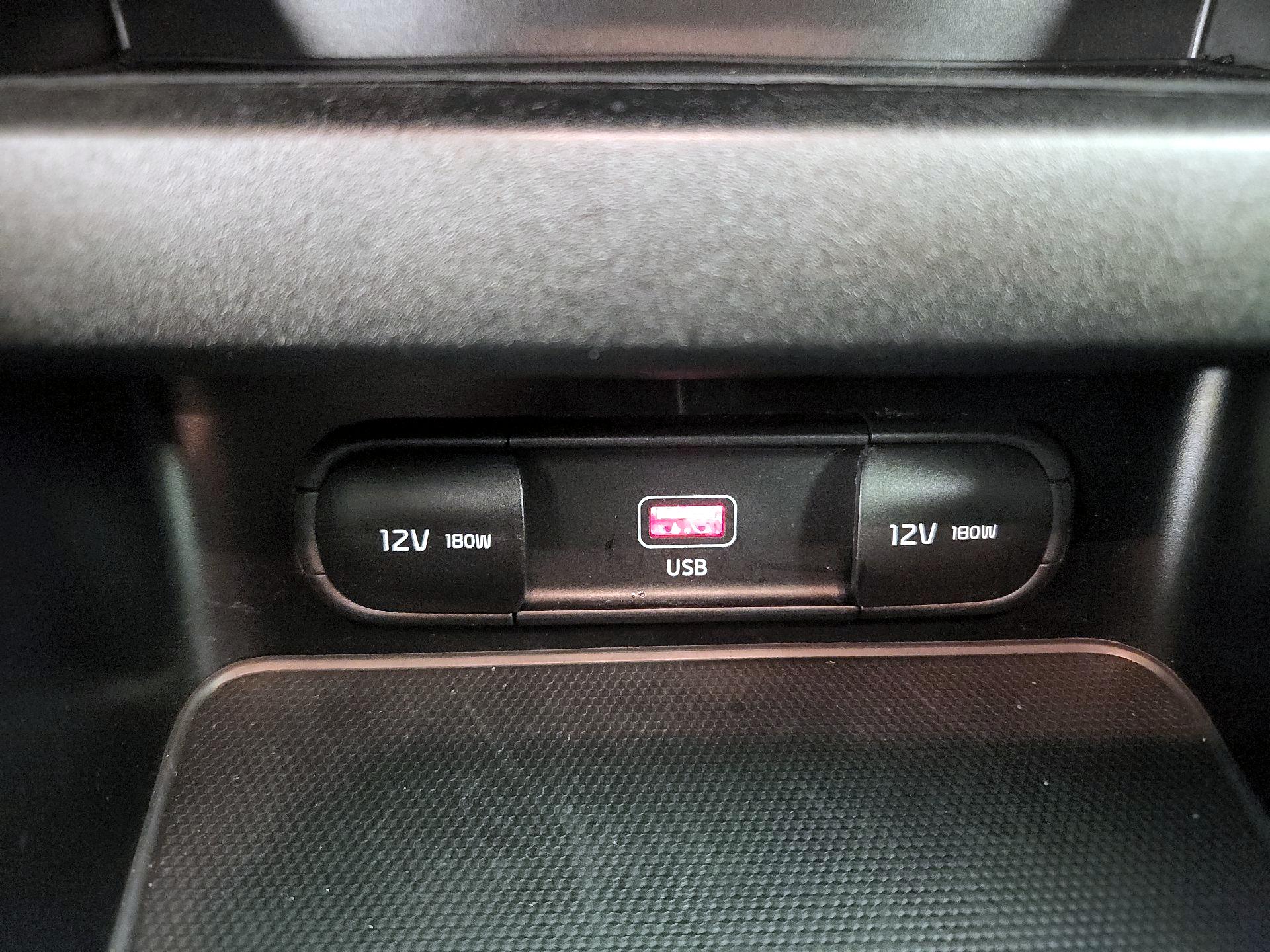 Thumbnail: 2023 Kia Forte - 18