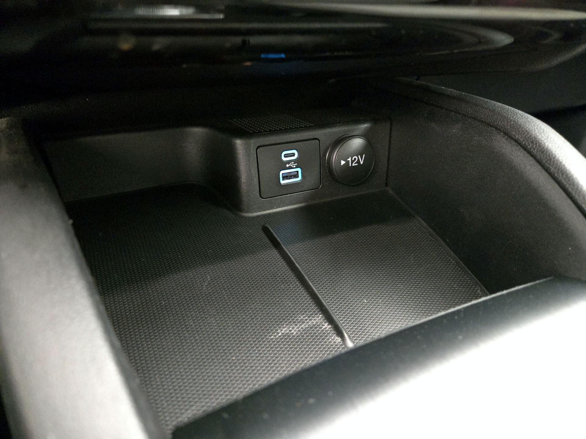 Thumbnail: 2022 Ford Escape - 18