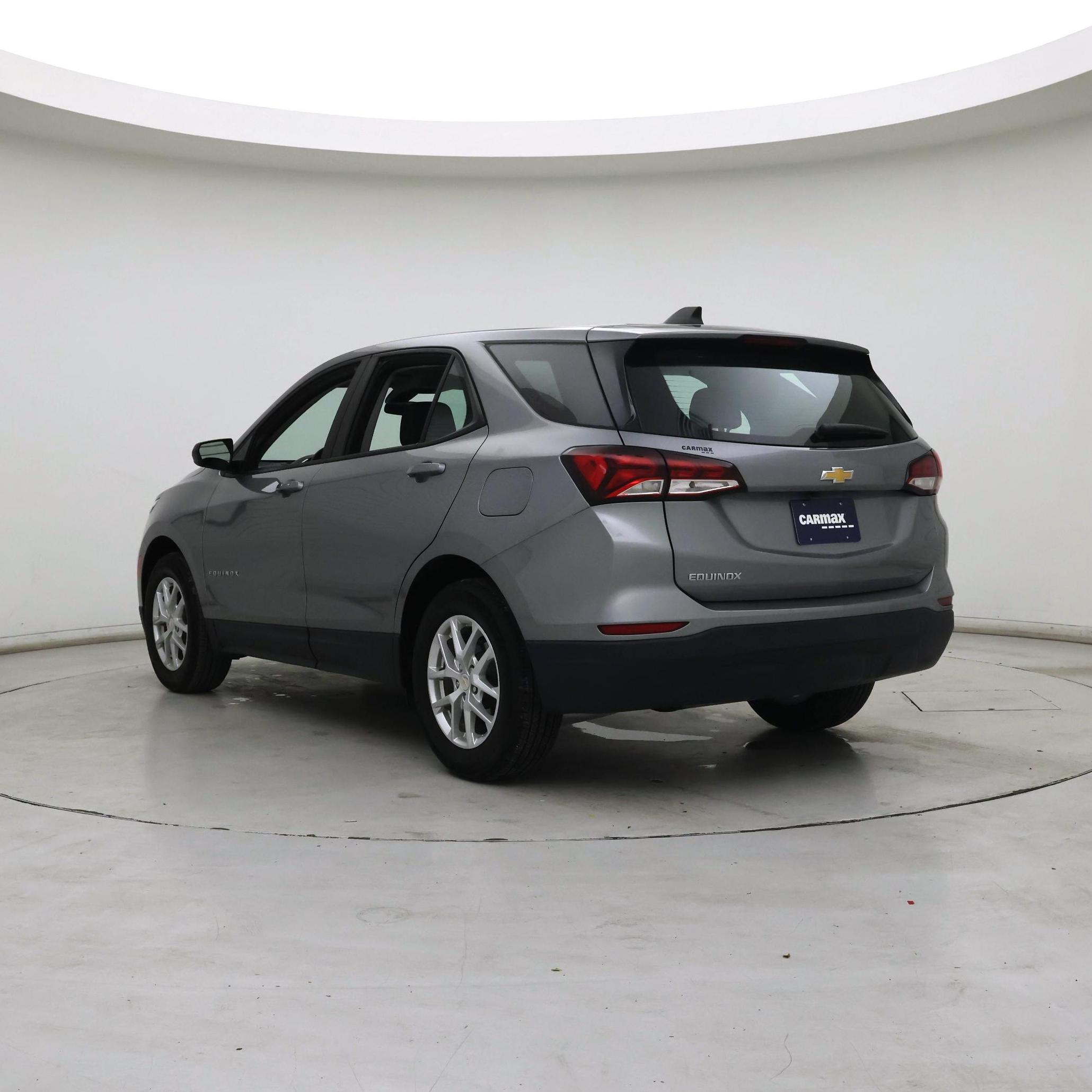 Thumbnail: 2023 Chevrolet Equinox - 2