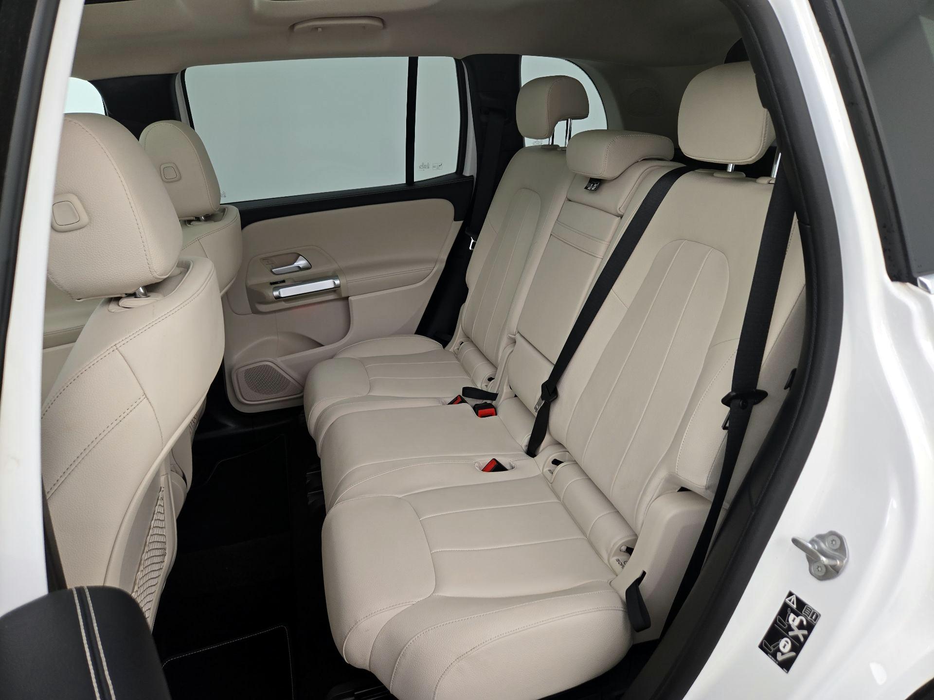 Thumbnail: 2023 Mercedes-Benz GLB - 20