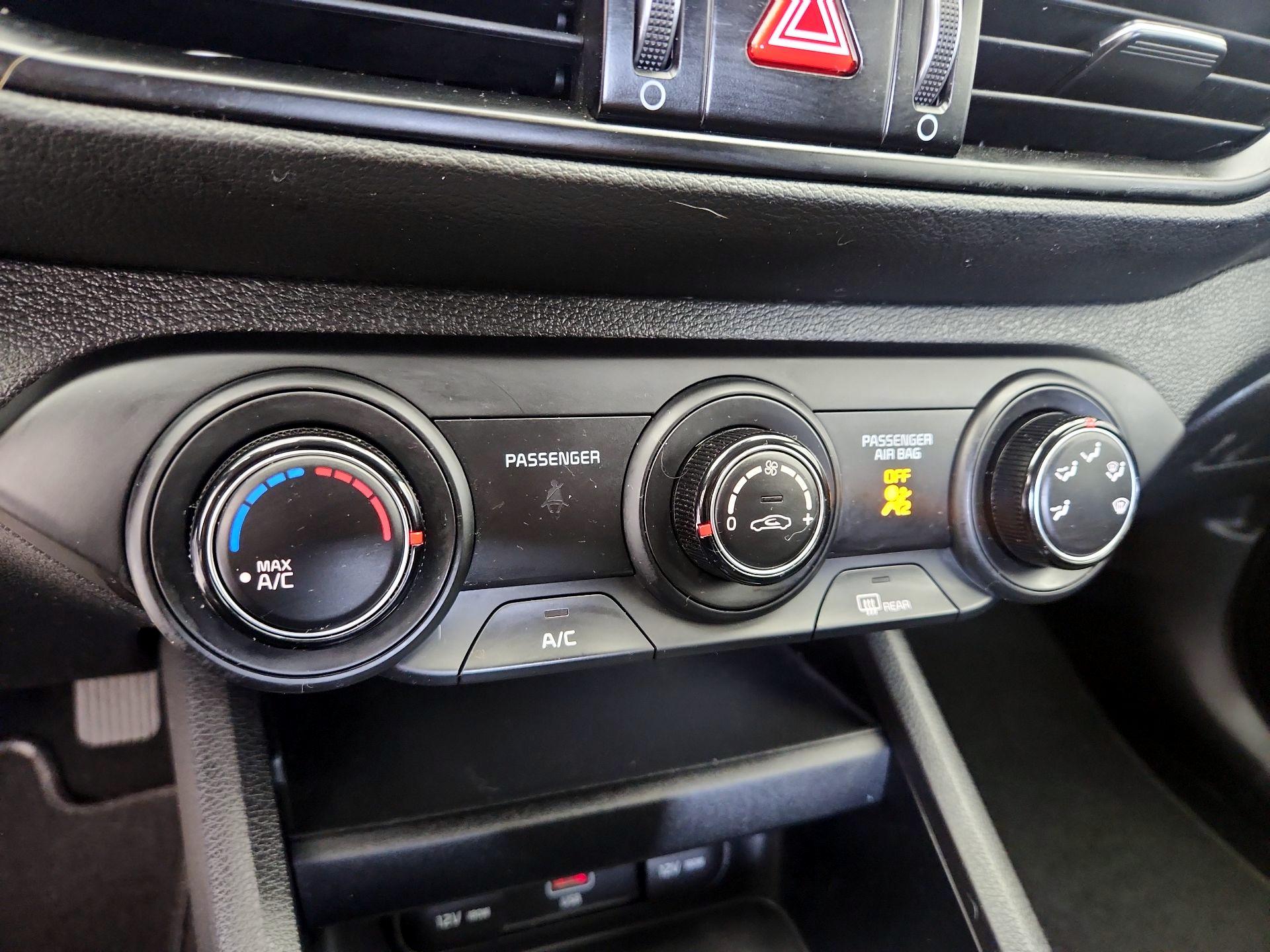 Thumbnail: 2023 Kia Forte - 16