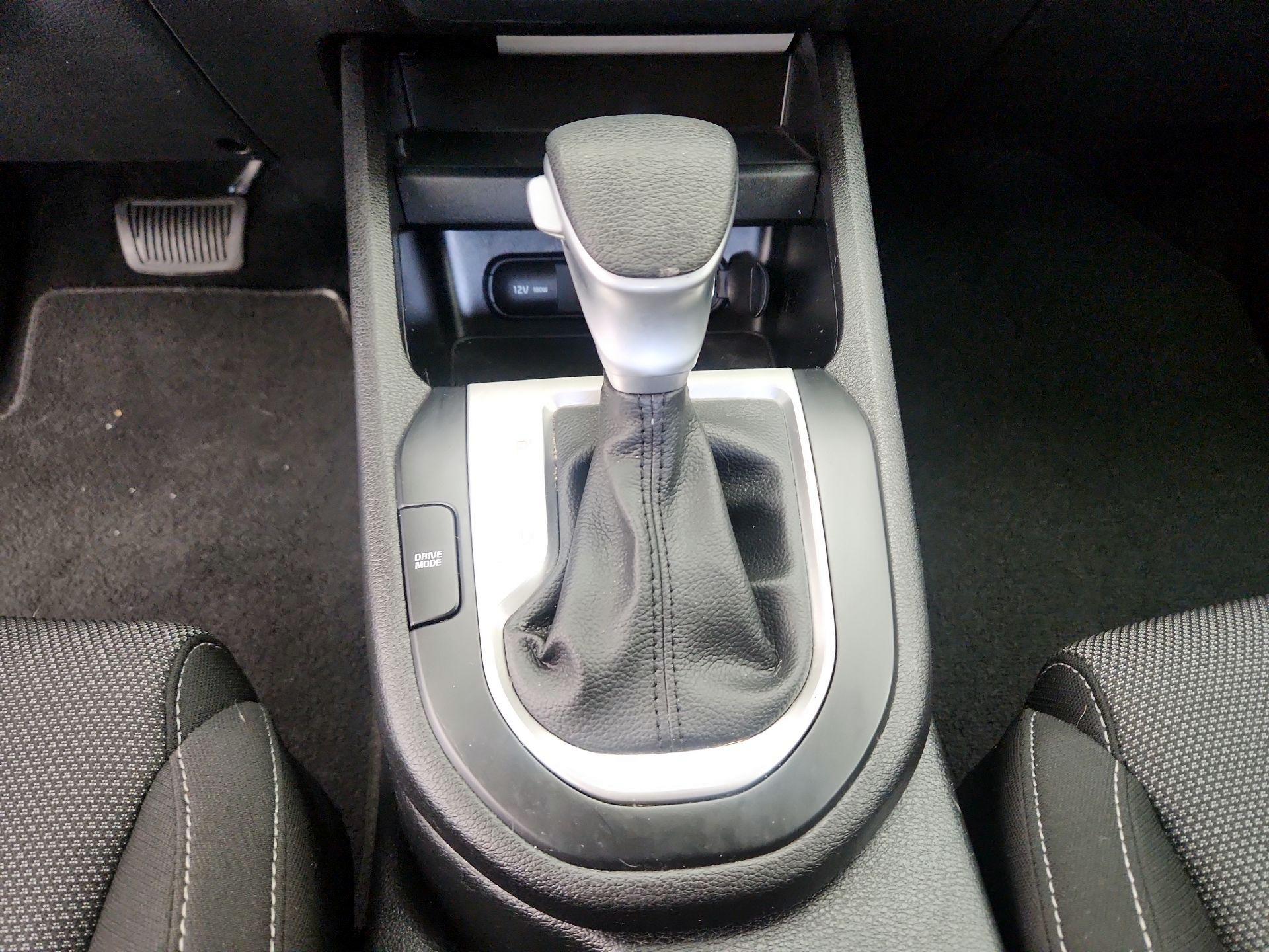 Thumbnail: 2023 Kia Forte - 17