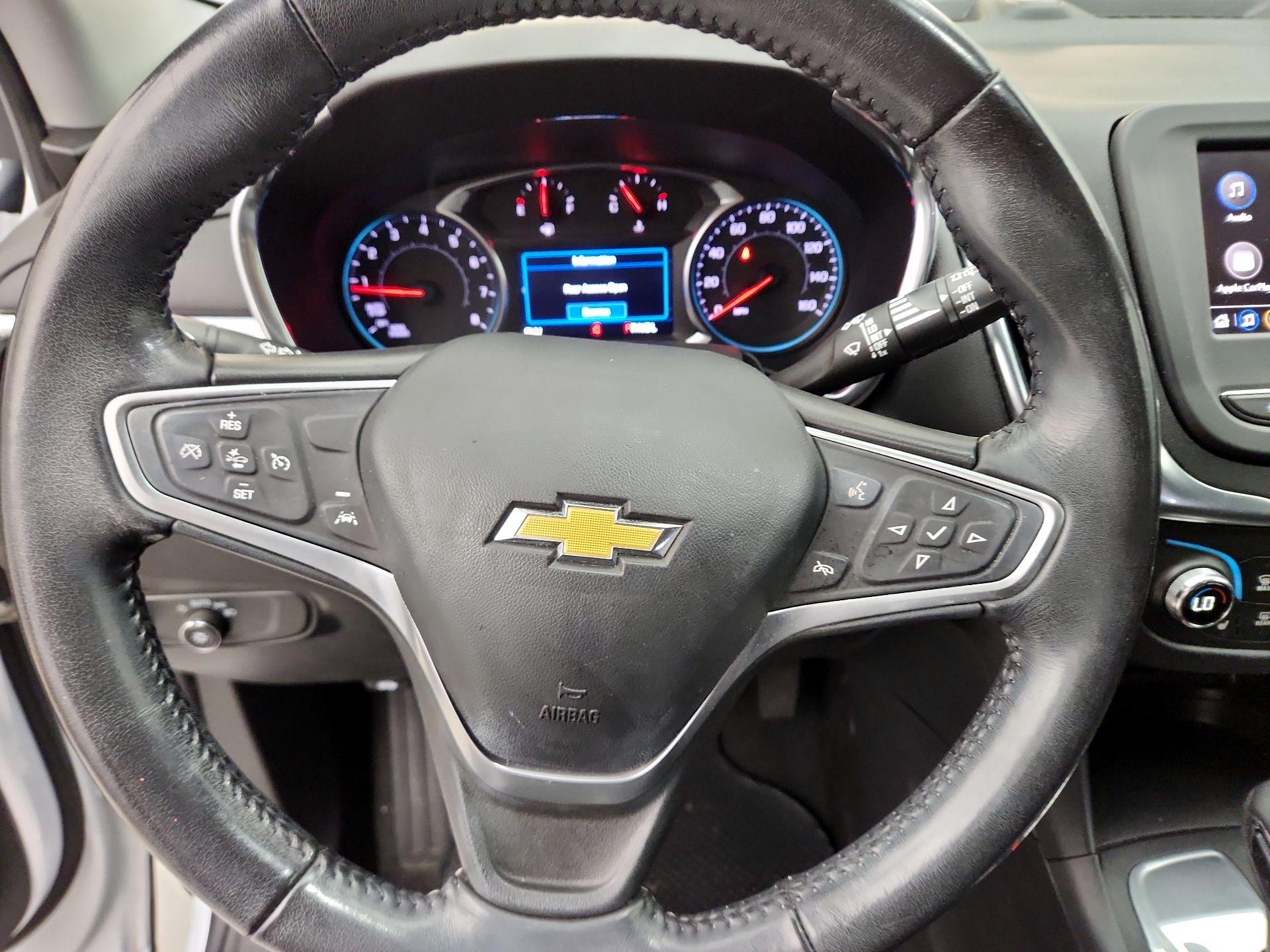 Thumbnail: 2022 Chevrolet Equinox - 10