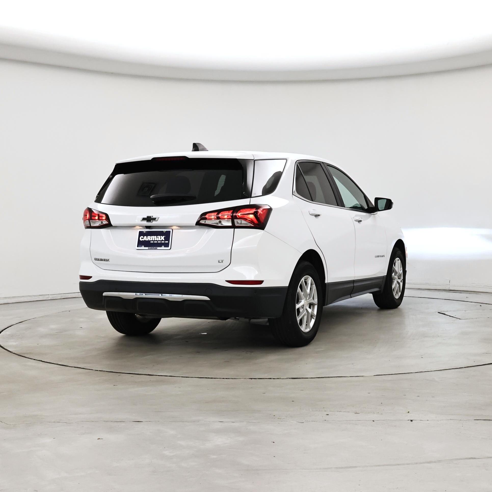 Thumbnail: 2022 Chevrolet Equinox - 8