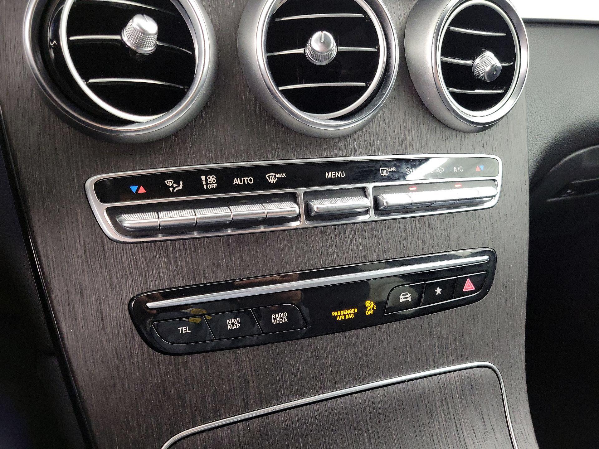 Thumbnail: 2022 Mercedes-Benz GLC - 16