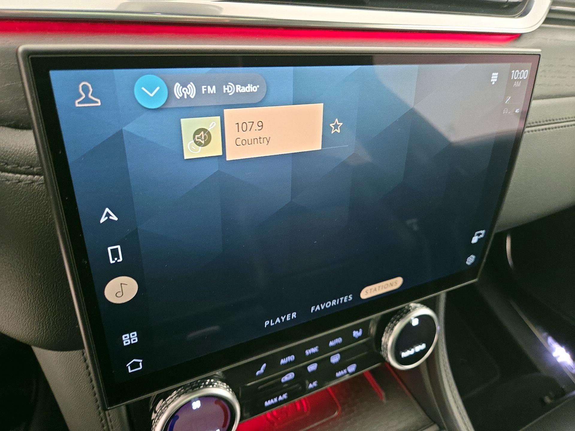 Thumbnail: 2022 Jaguar F-Pace - 16