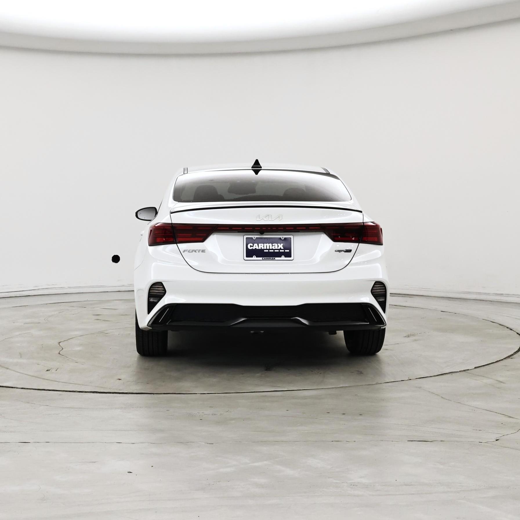 Thumbnail: 2023 Kia Forte - 6