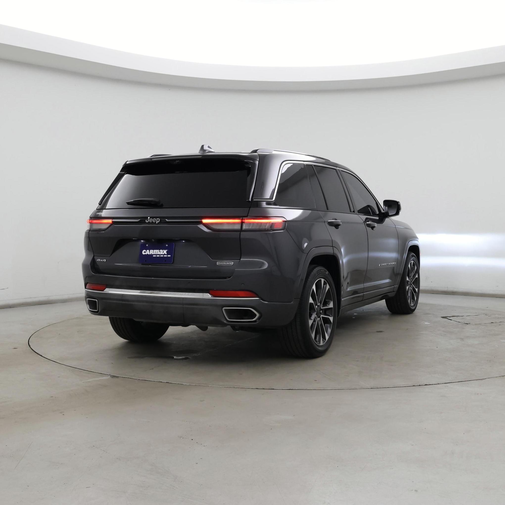 Thumbnail: 2022 Jeep Grand Cherokee - 8
