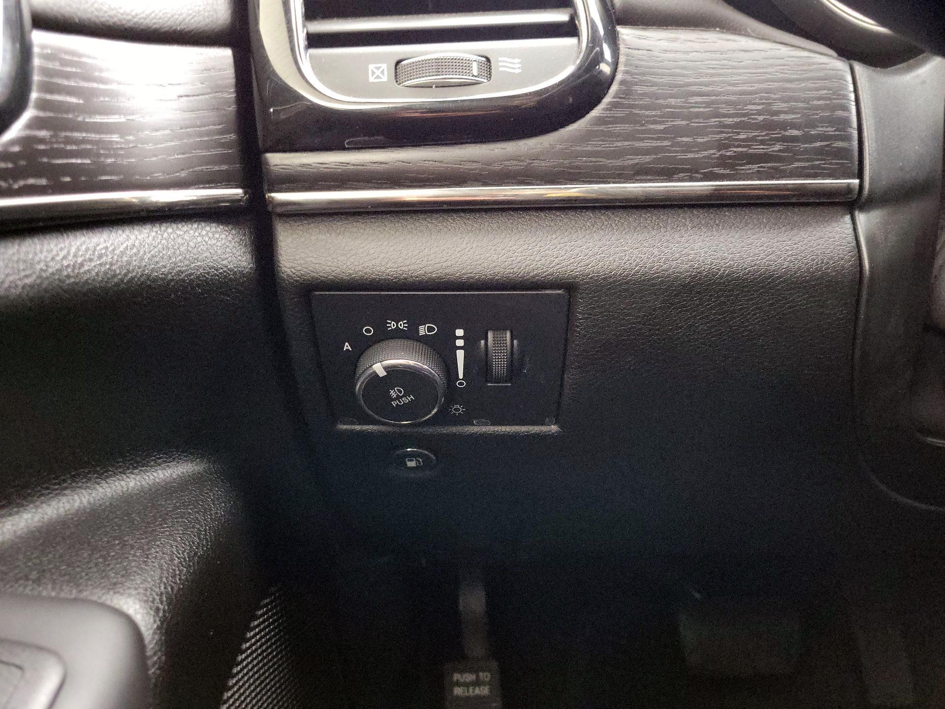 Thumbnail: 2021 Jeep Grand Cherokee - 13