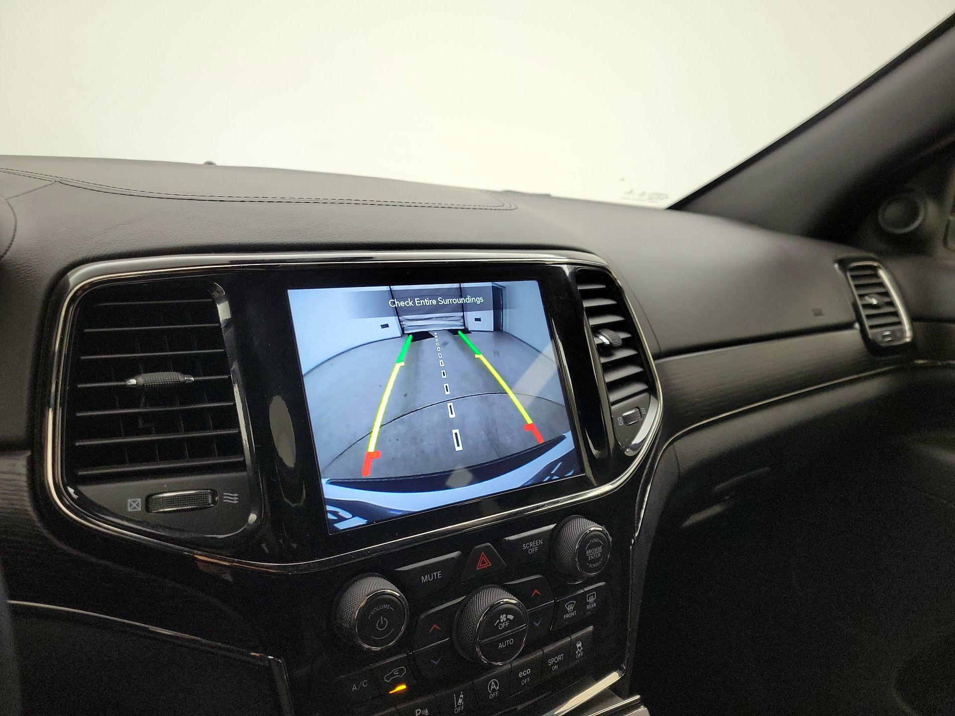 Thumbnail: 2021 Jeep Grand Cherokee - 15