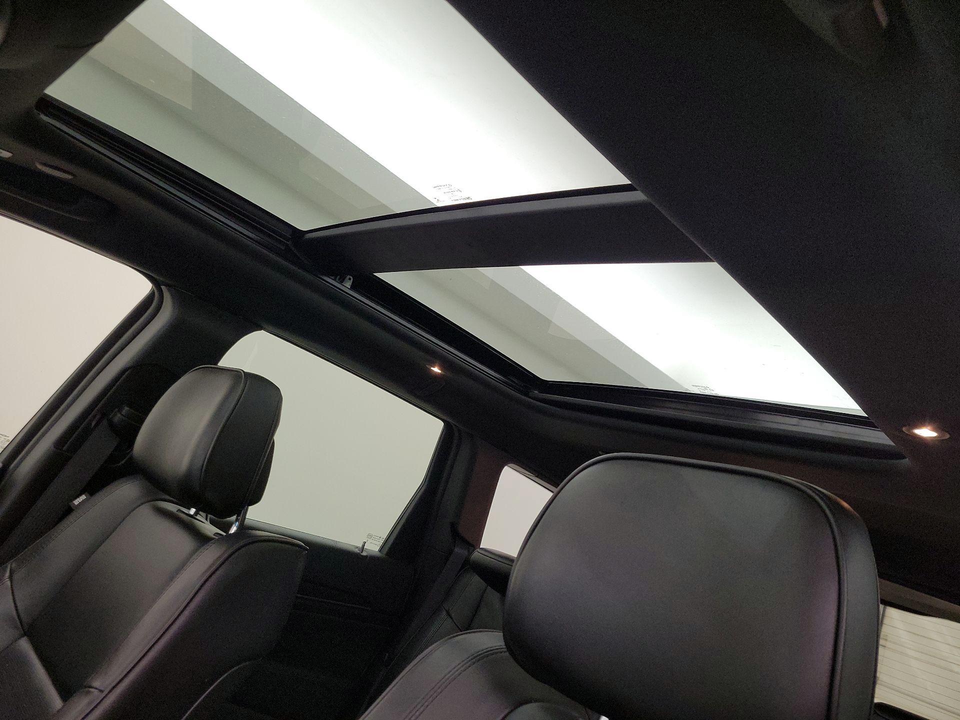 Thumbnail: 2021 Jeep Grand Cherokee - 20