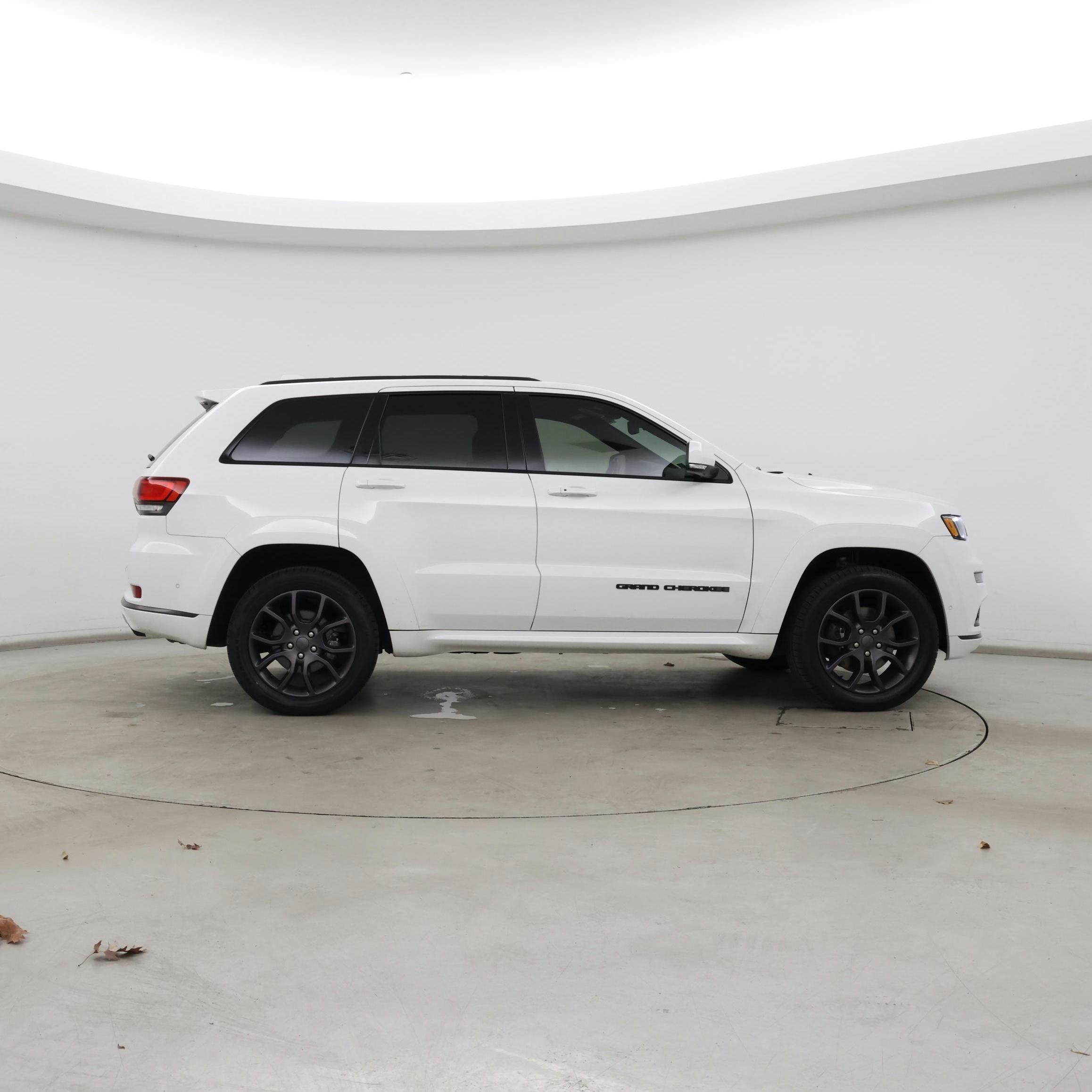 Thumbnail: 2021 Jeep Grand Cherokee - 7