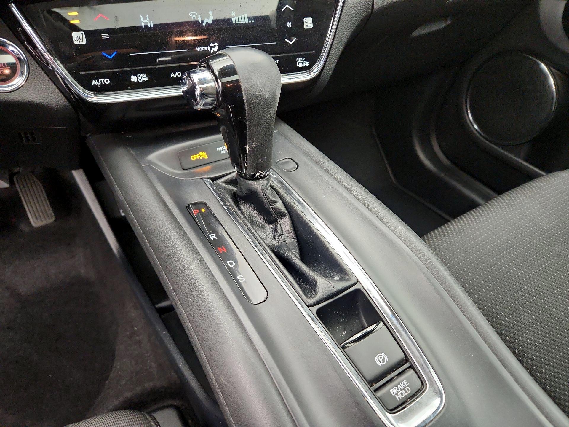 Thumbnail: 2021 Honda HR-V - 17