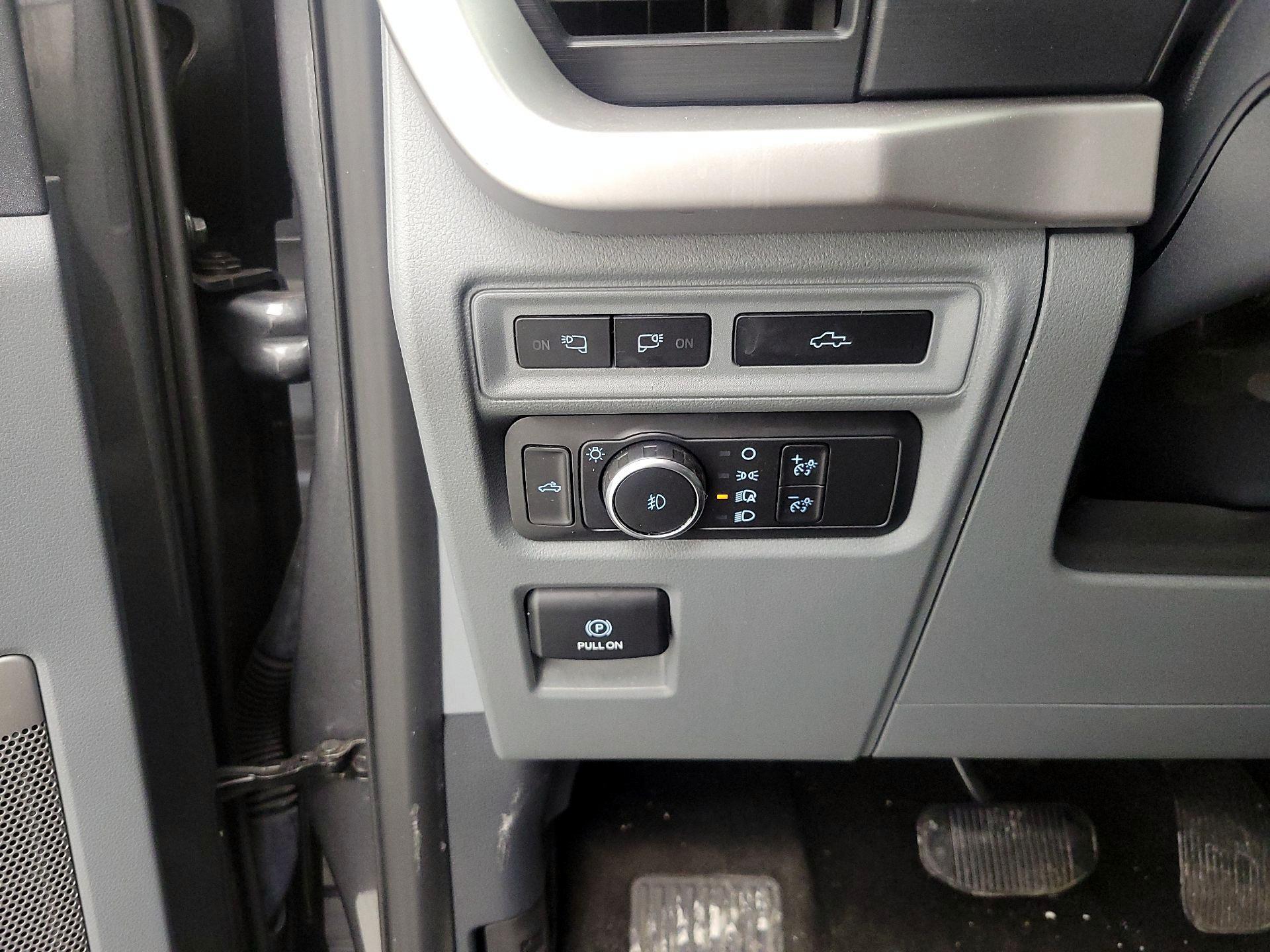 Thumbnail: 2022 Ford F-150 - 13