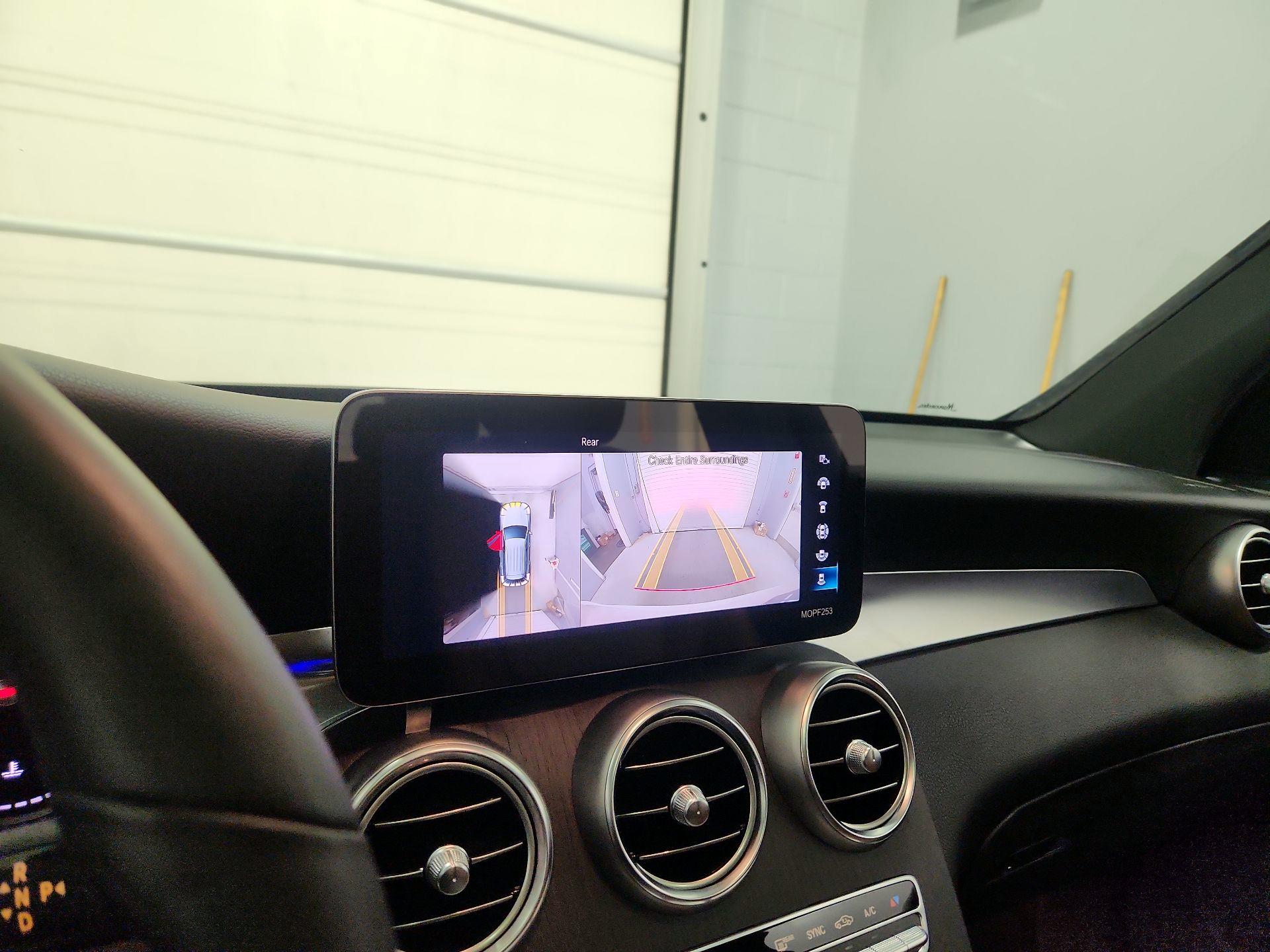 Thumbnail: 2021 Mercedes-Benz GLC - 14