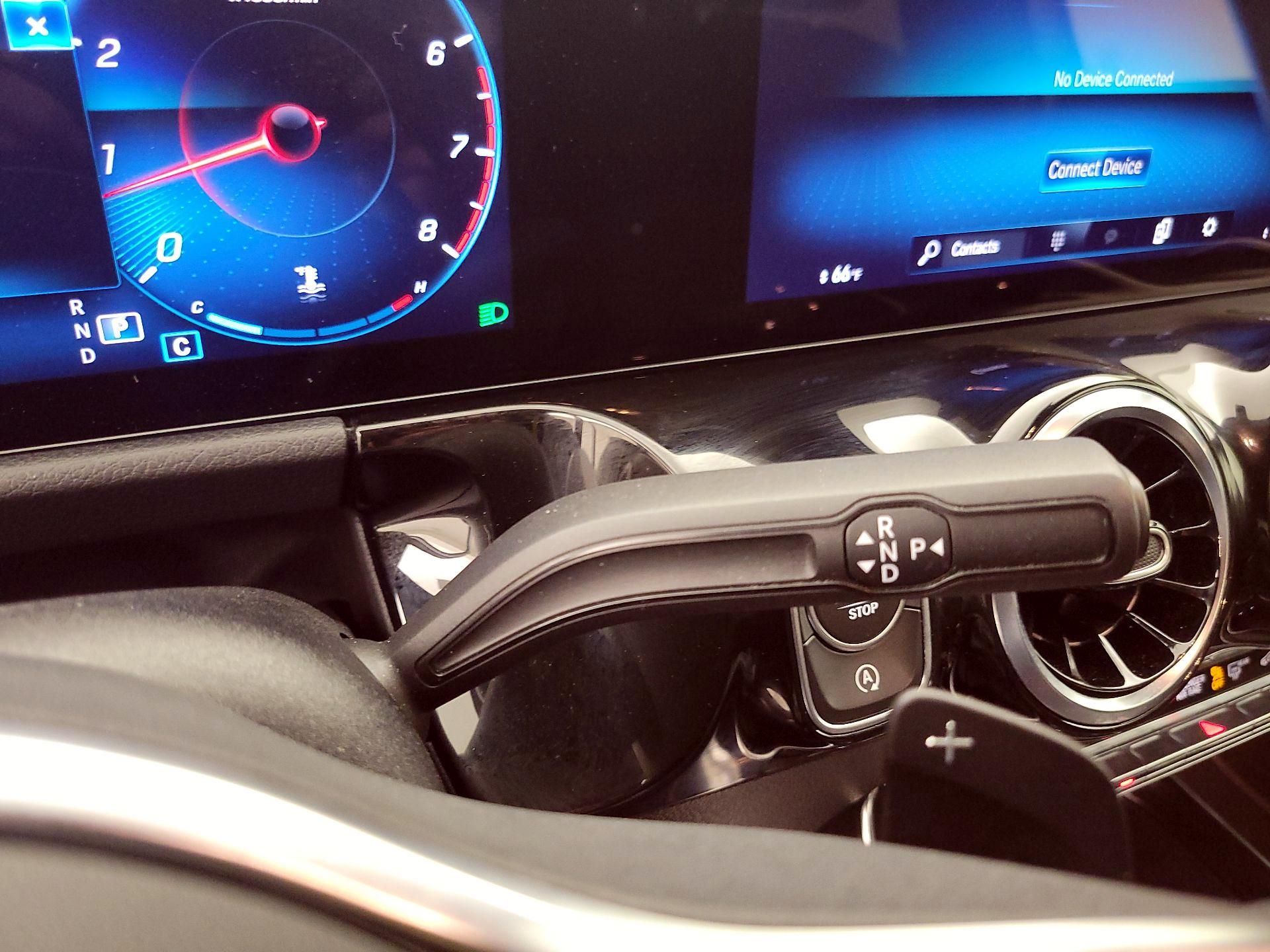 Thumbnail: 2023 Mercedes-Benz GLA - 17