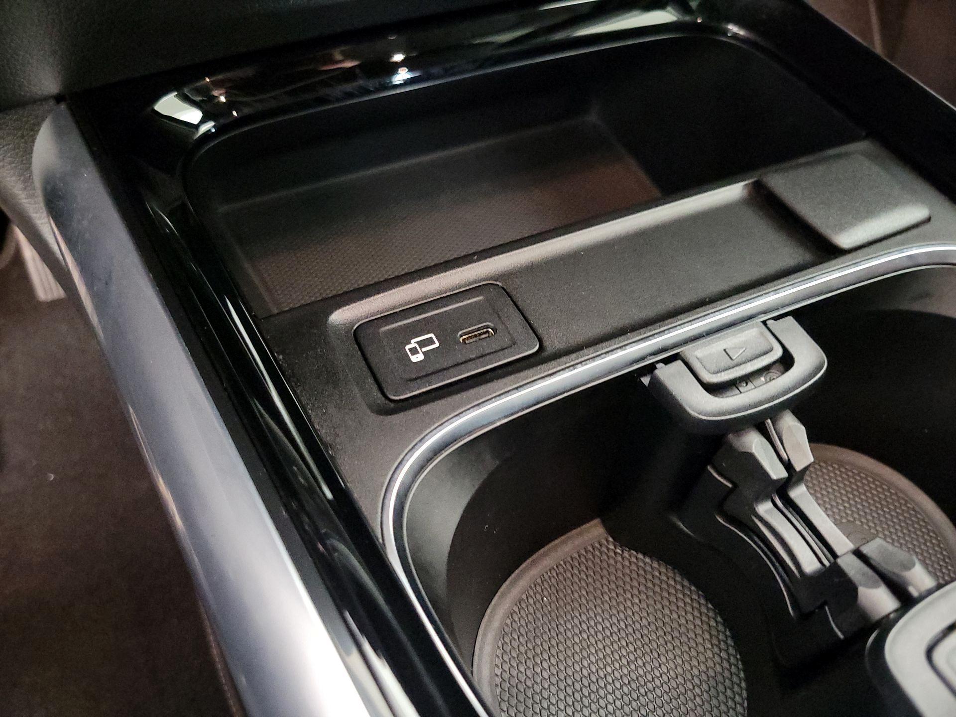 Thumbnail: 2023 Mercedes-Benz GLA - 18