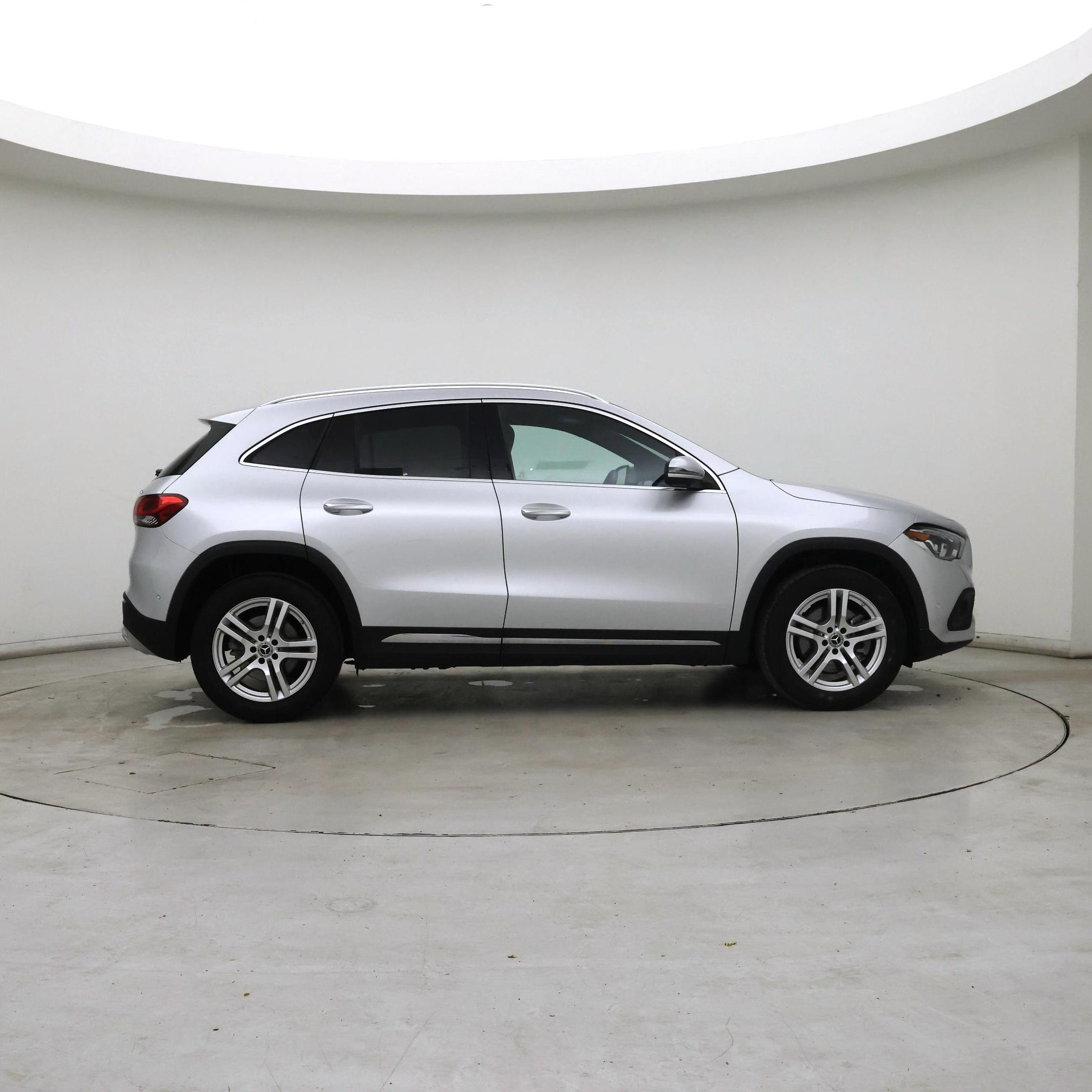 Thumbnail: 2023 Mercedes-Benz GLA - 7