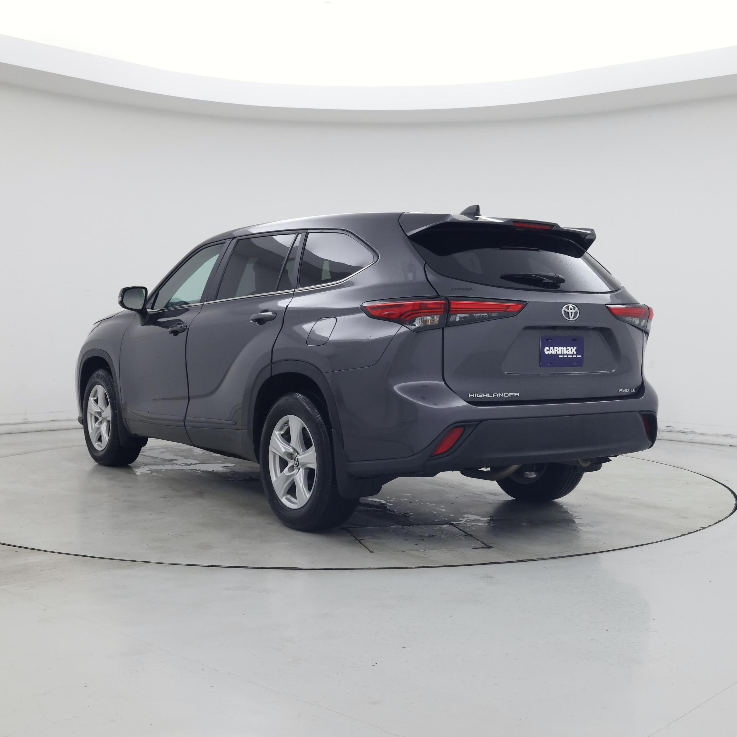 Thumbnail: 2023 Toyota Highlander - 2