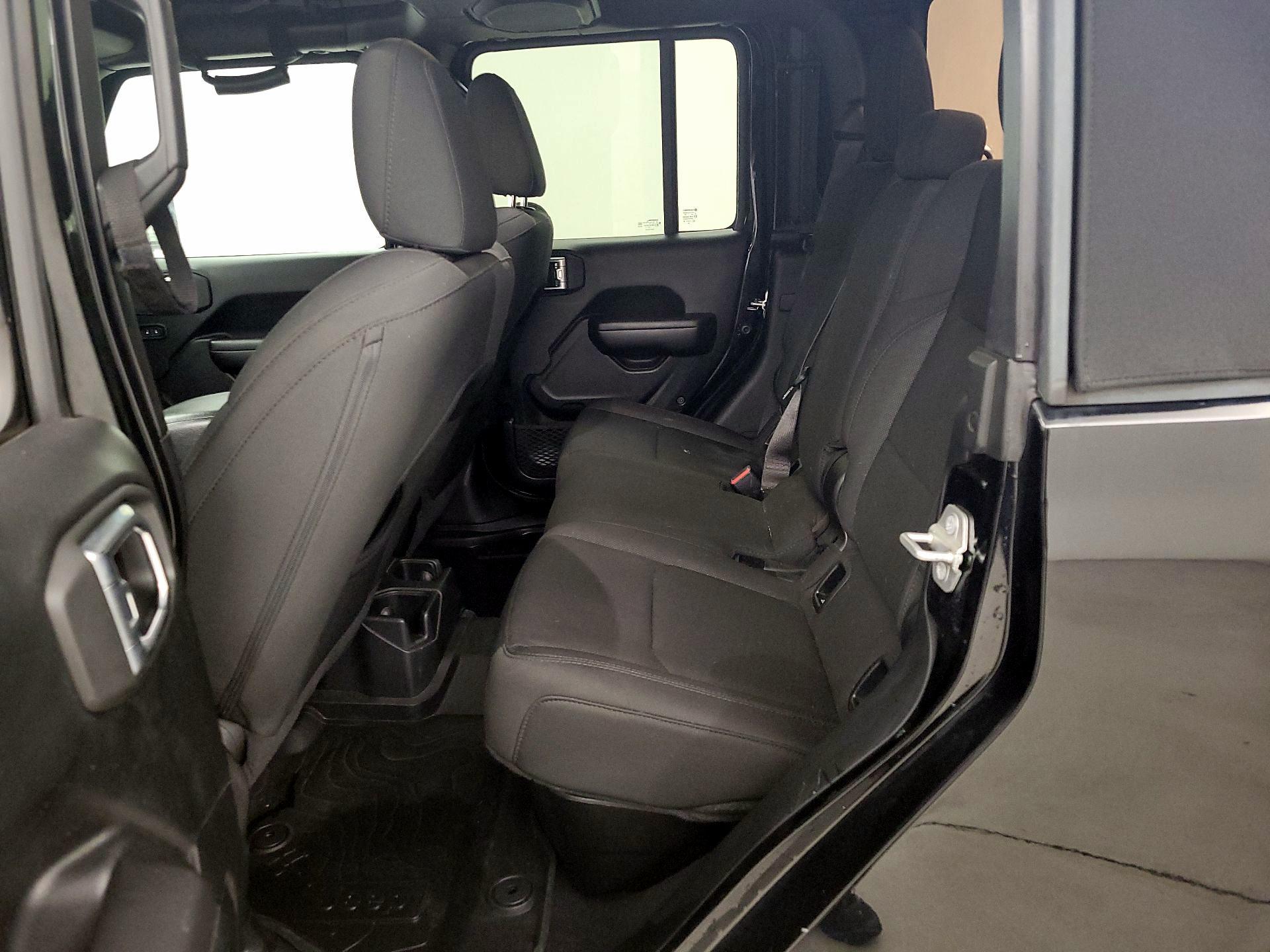 Thumbnail: 2020 Jeep Gladiator - 20