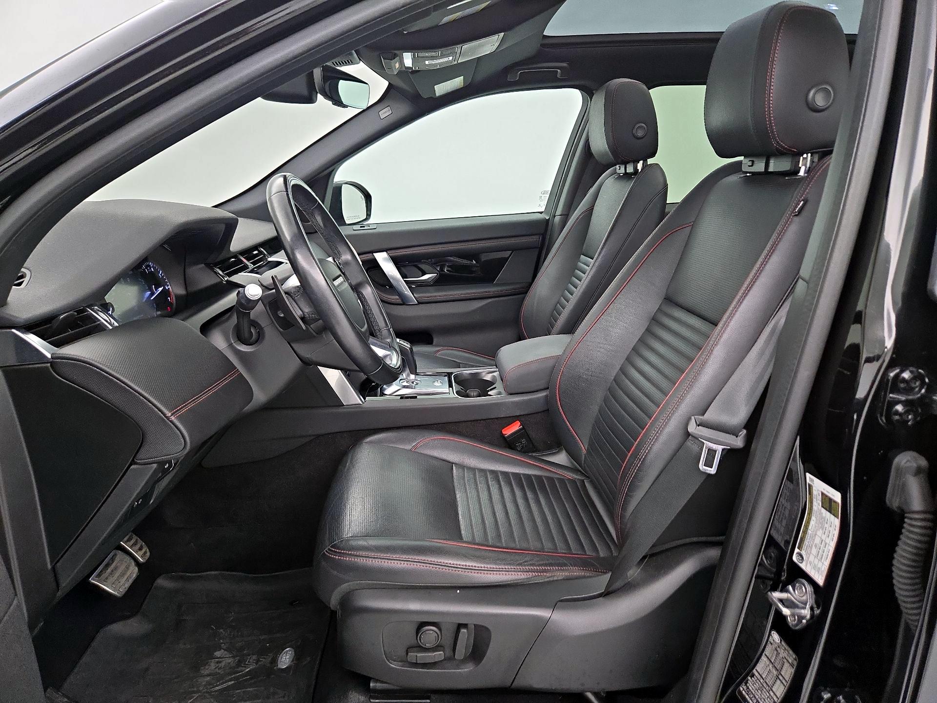 Thumbnail: 2020 Land Rover Discovery Sport - 11