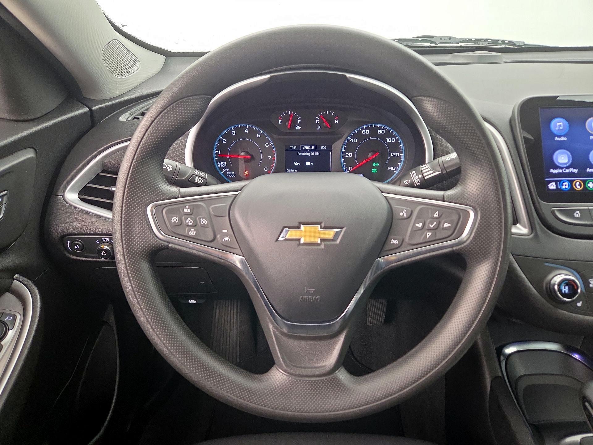 Thumbnail: 2023 Chevrolet Malibu - 10