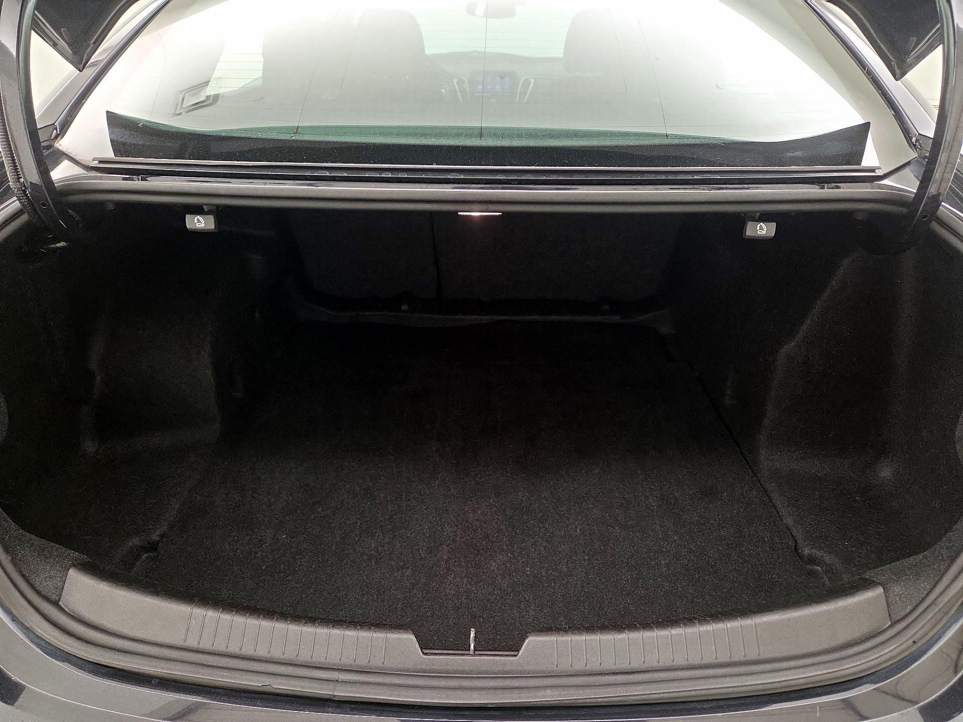 Thumbnail: 2023 Chevrolet Malibu - 20