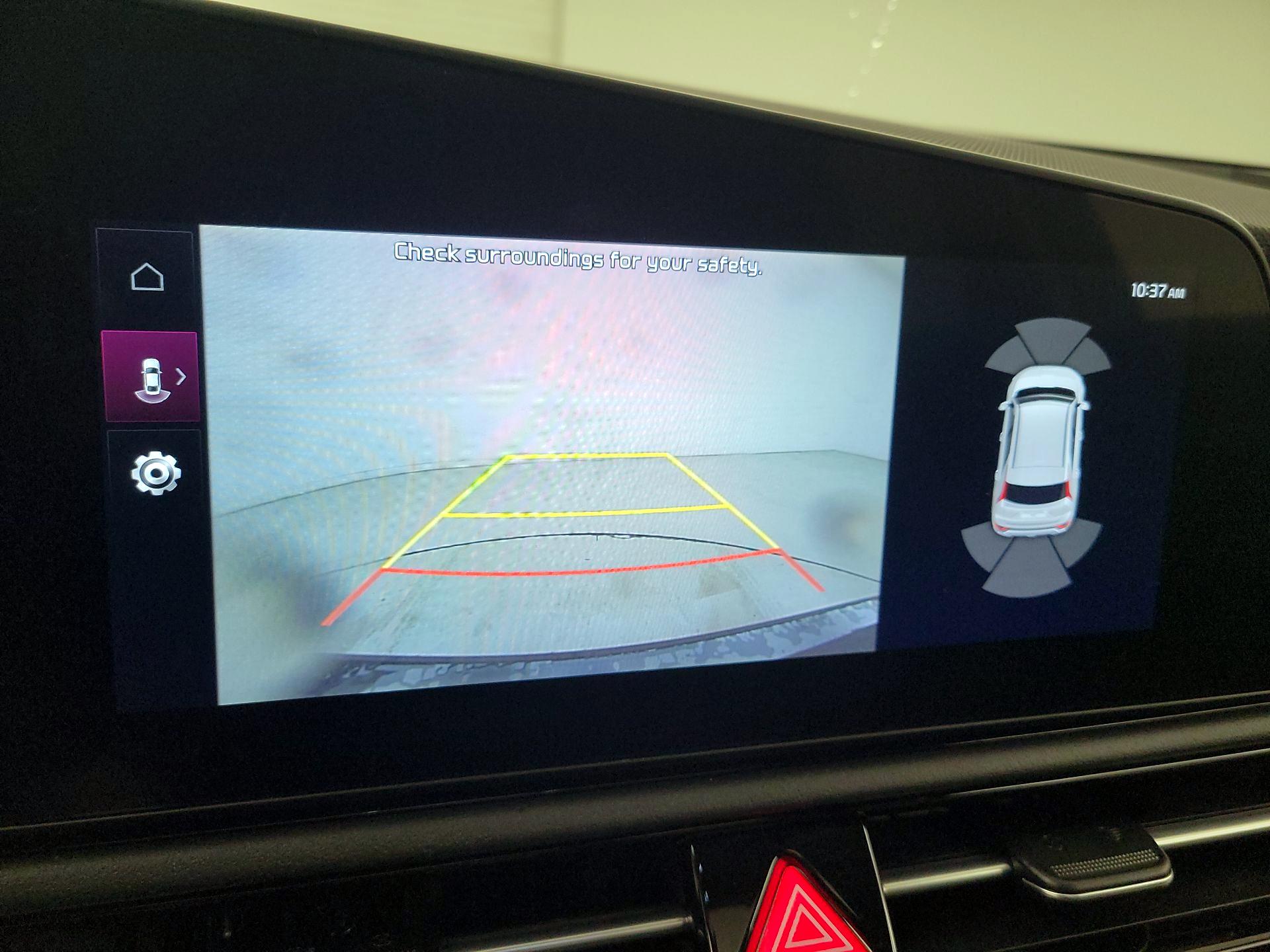 Thumbnail: 2023 Kia Niro - 15