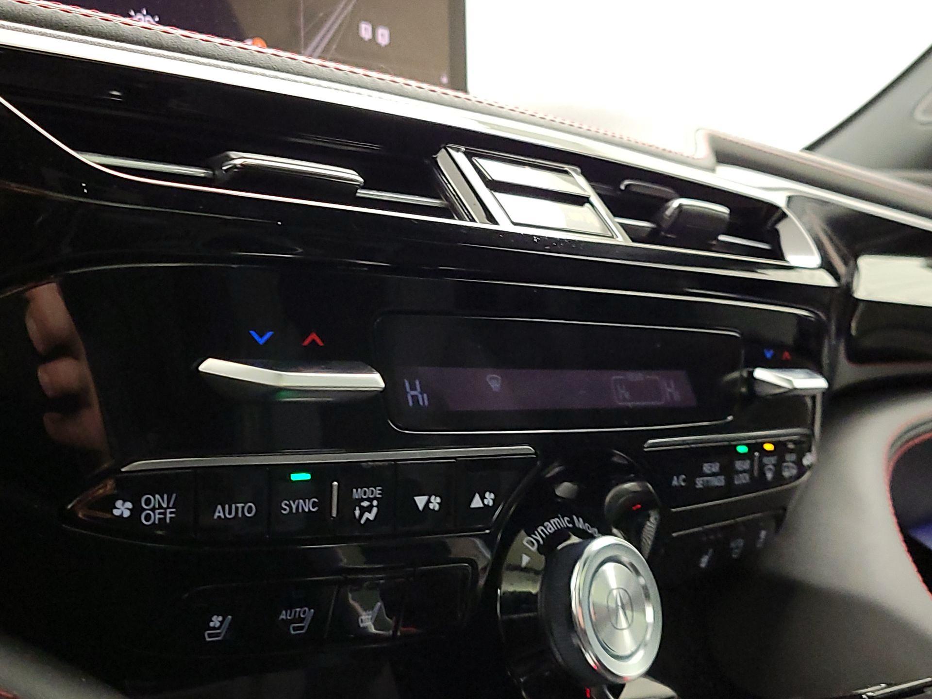 Thumbnail: 2022 Acura MDX - 17