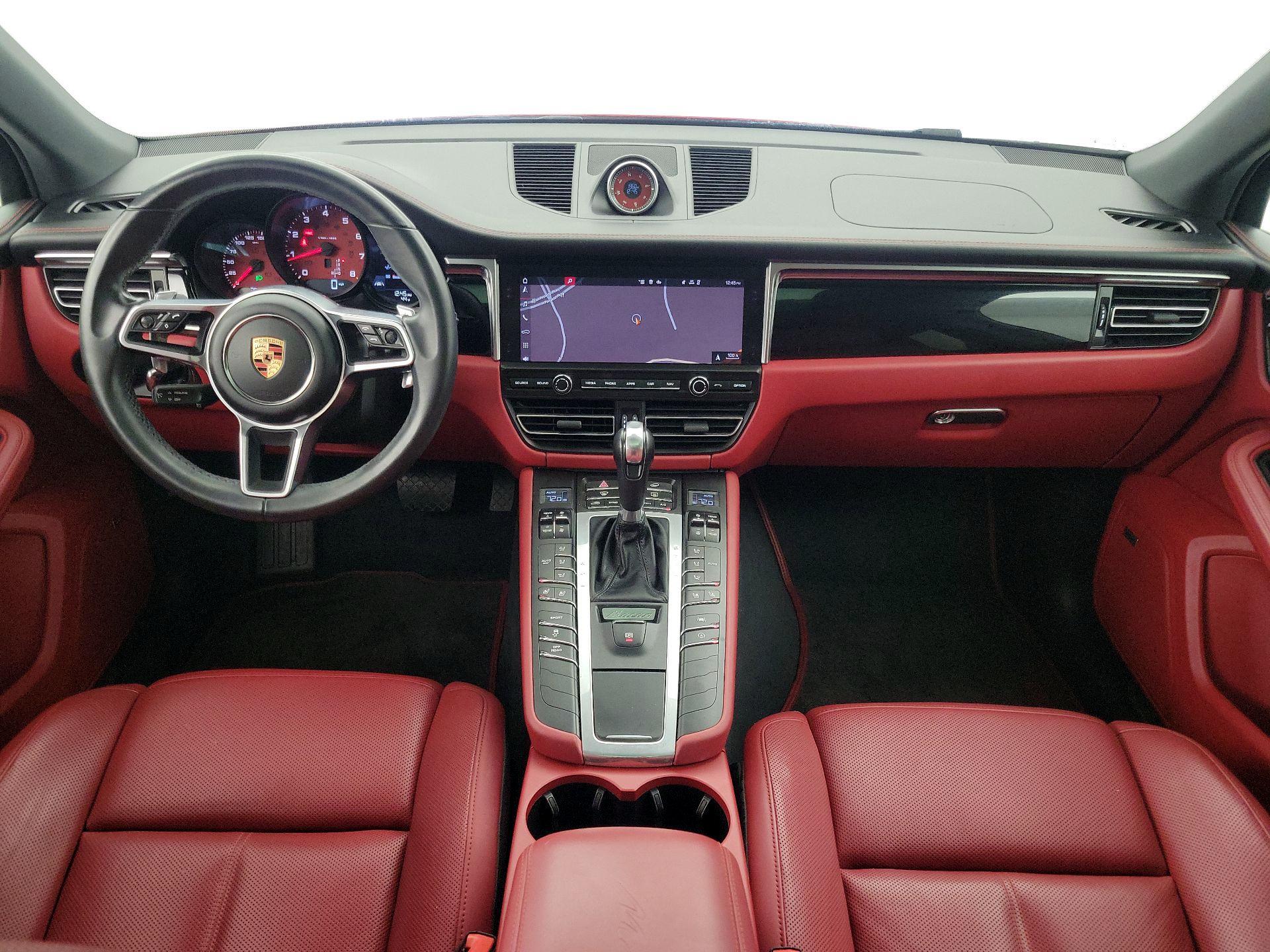 Thumbnail: 2020 Porsche Macan - 9