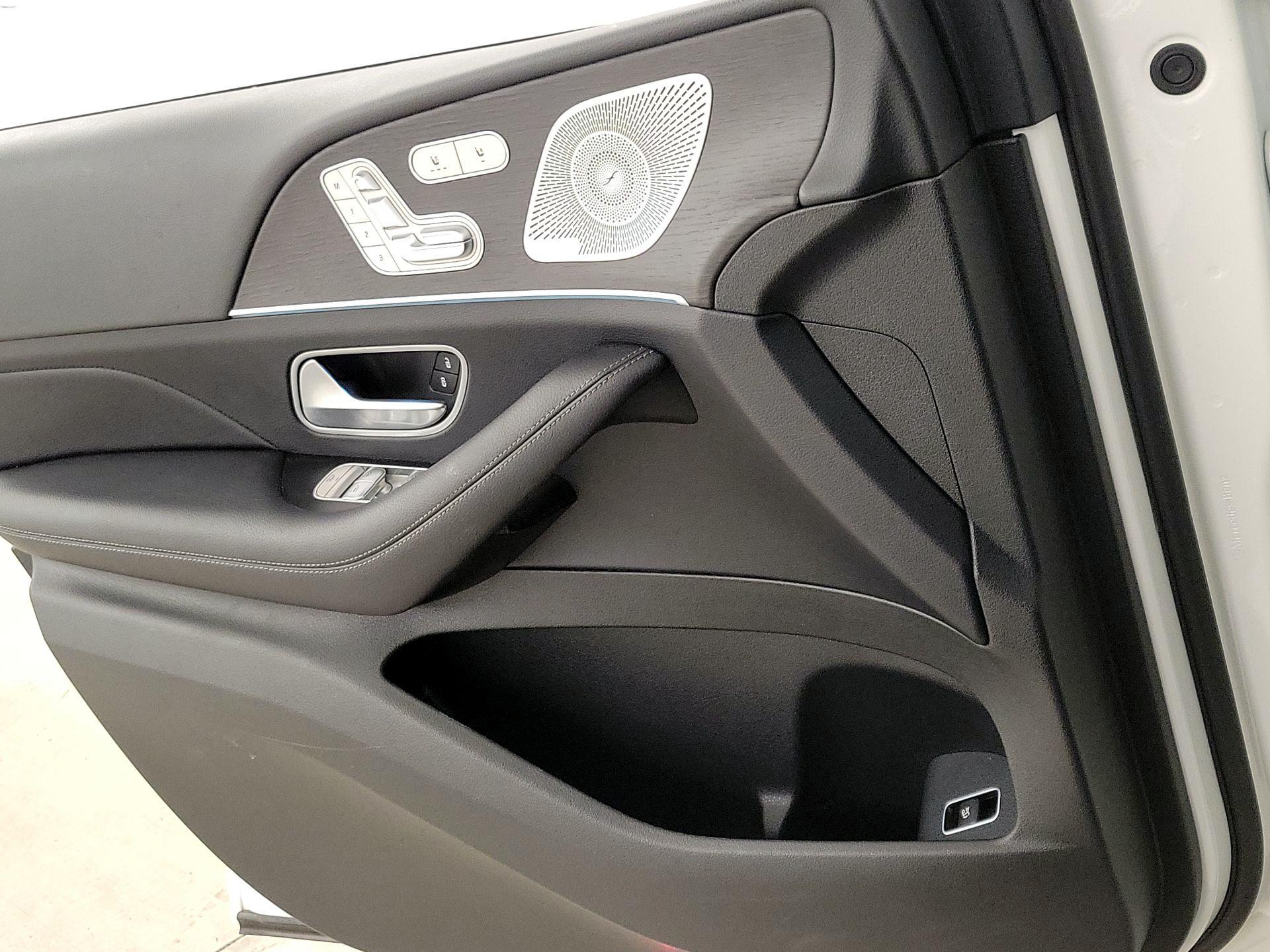 Thumbnail: 2021 Mercedes-Benz GLE - 12