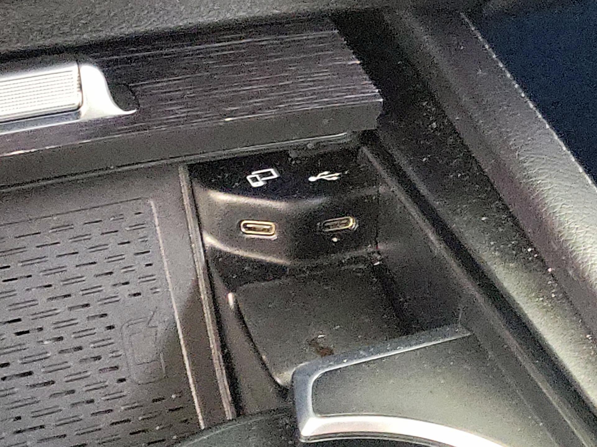 Thumbnail: 2021 Mercedes-Benz GLE - 19