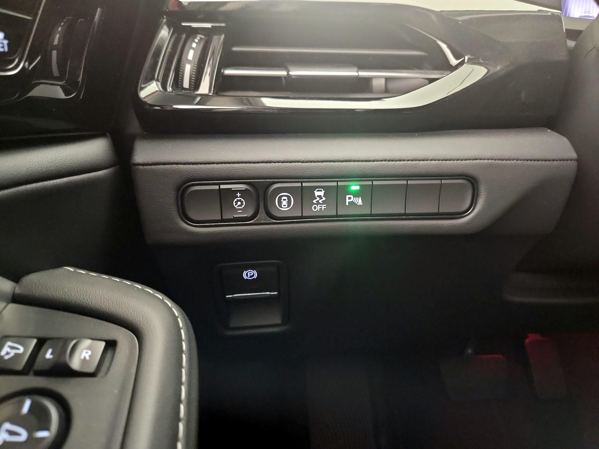 Thumbnail: 2023 Acura MDX - 13