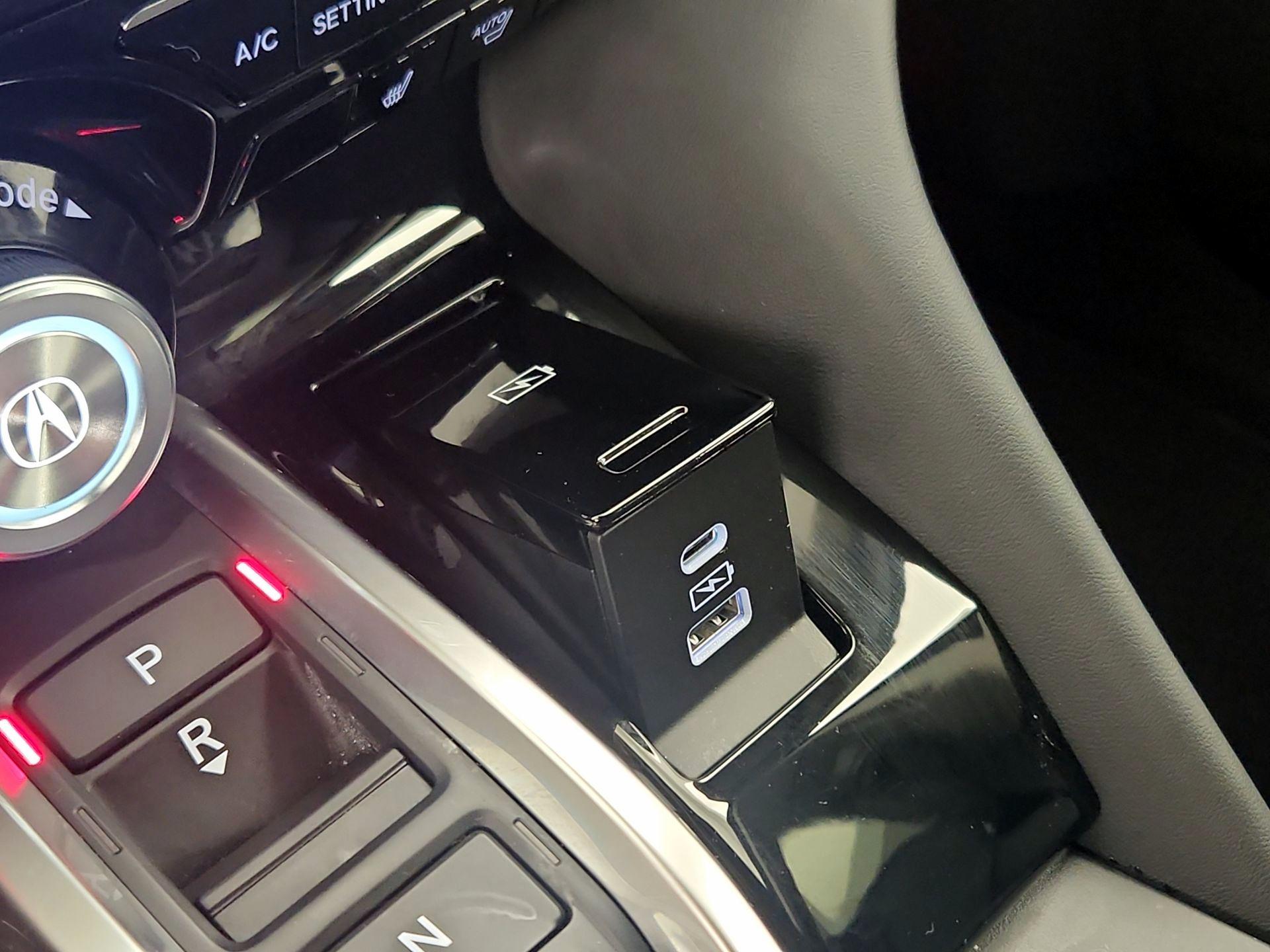 Thumbnail: 2023 Acura MDX - 19