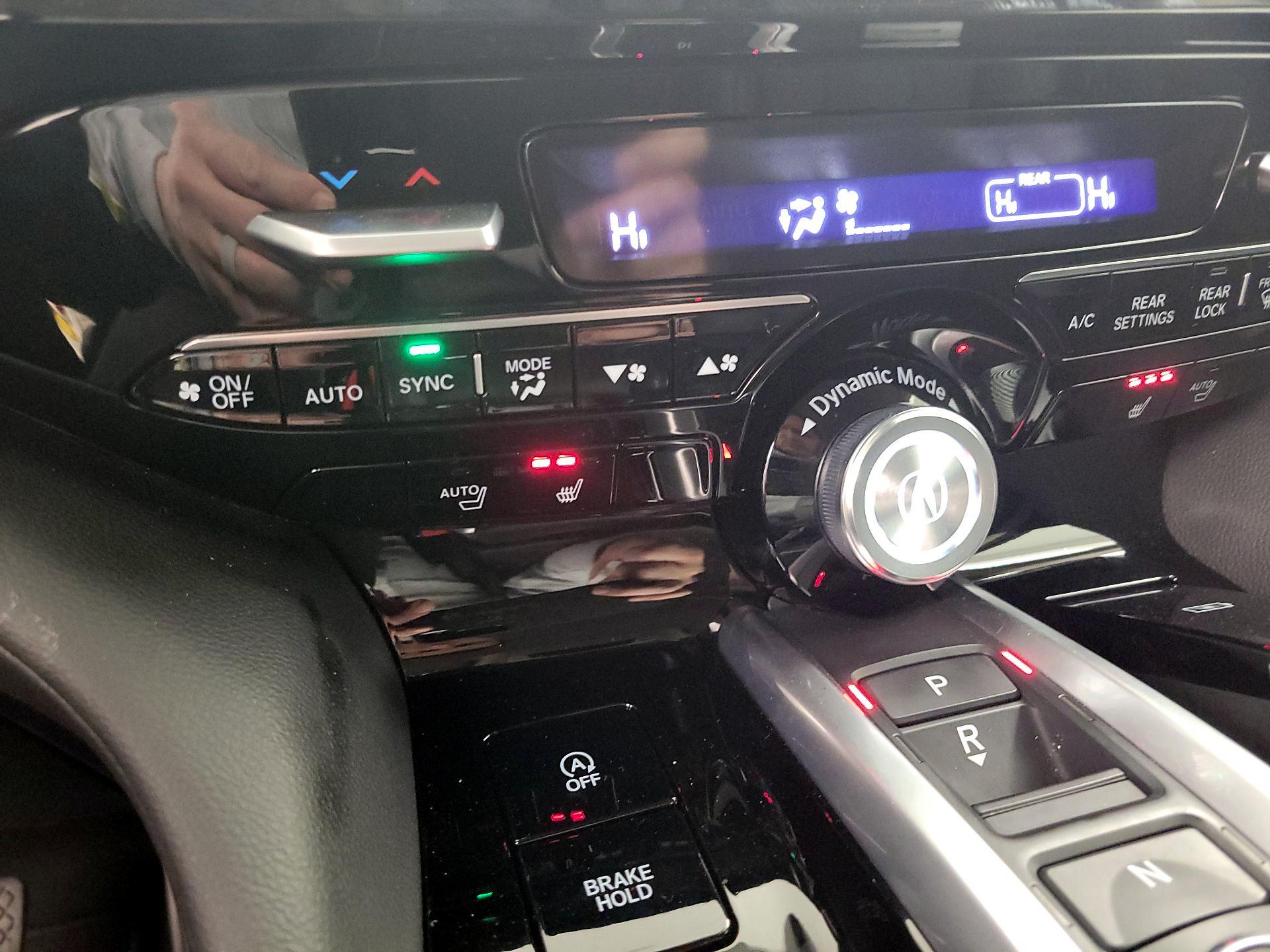 Thumbnail: 2023 Acura MDX - 17