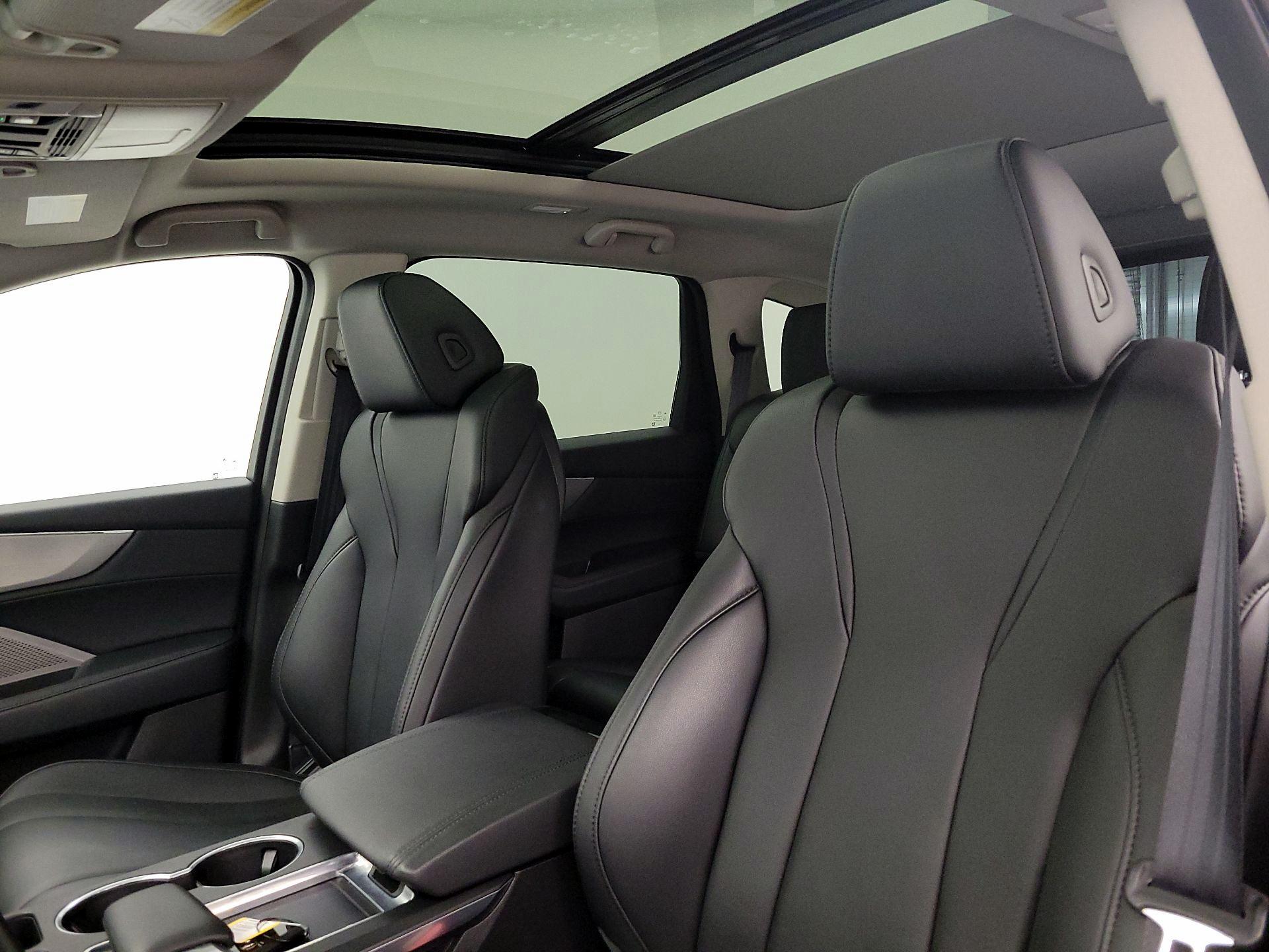 Thumbnail: 2023 Acura MDX - 20