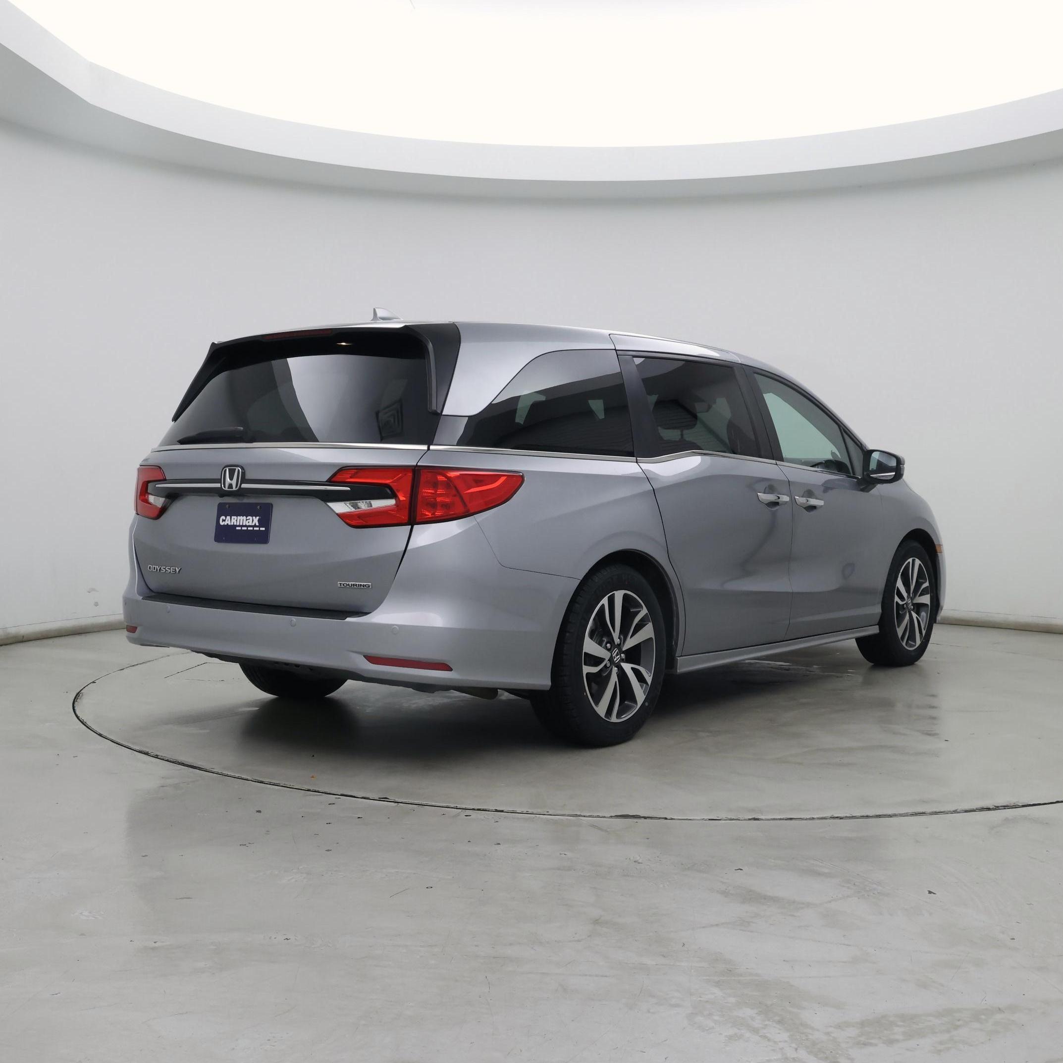 Thumbnail: 2023 Honda Odyssey - 8