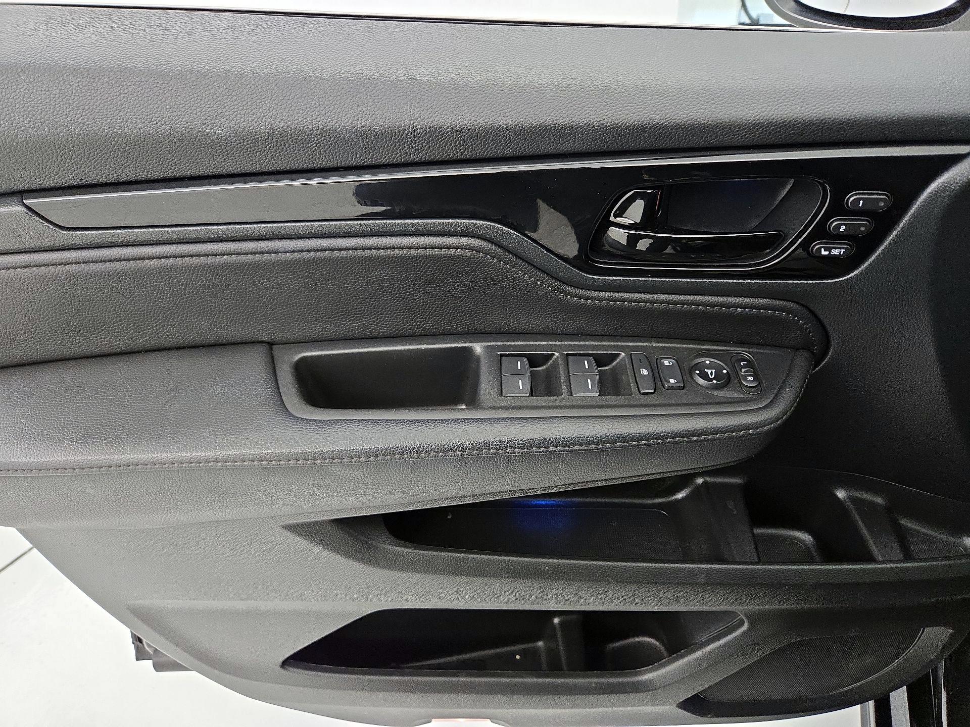 Thumbnail: 2023 Honda Odyssey - 12