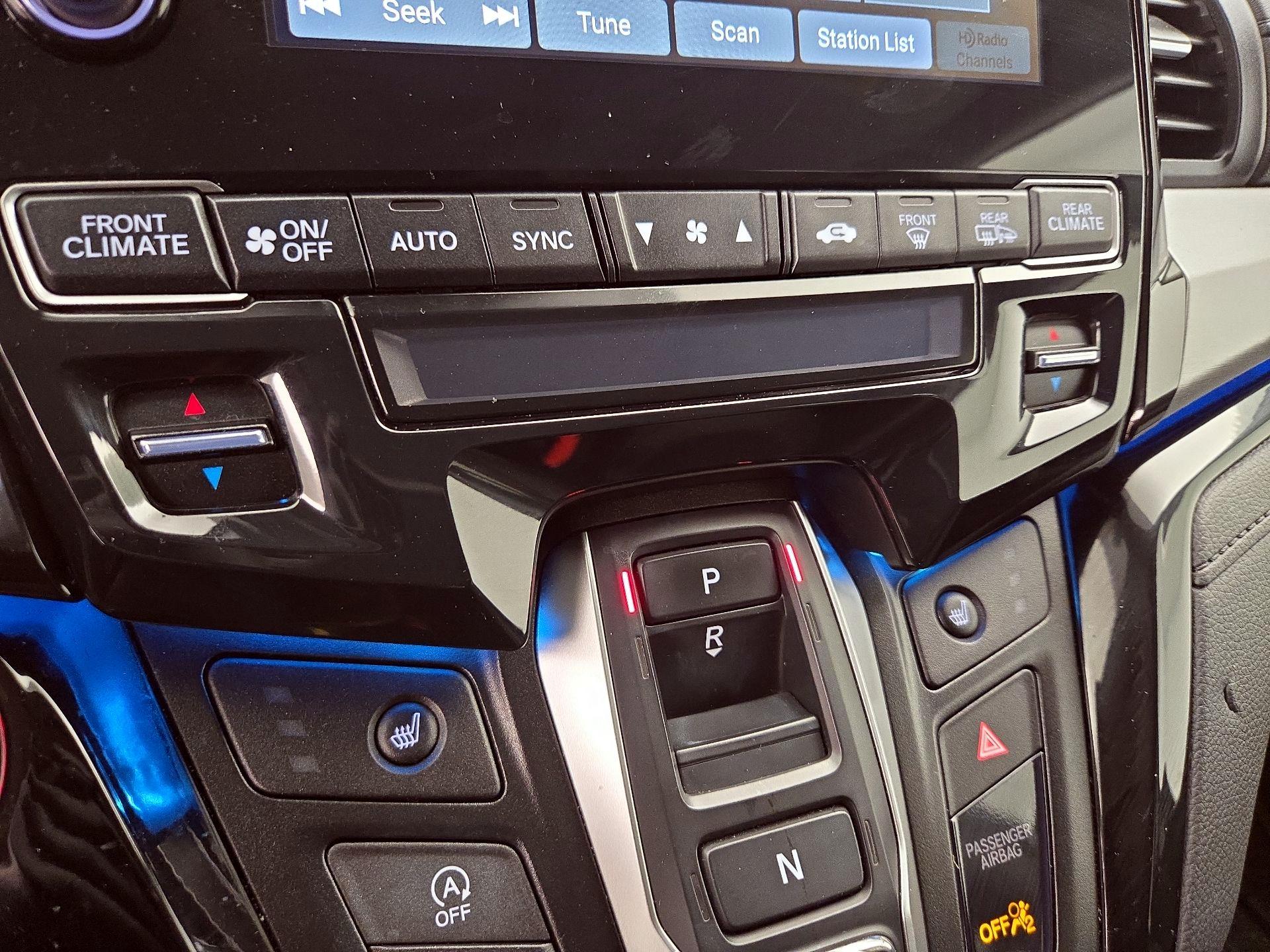 Thumbnail: 2023 Honda Odyssey - 17