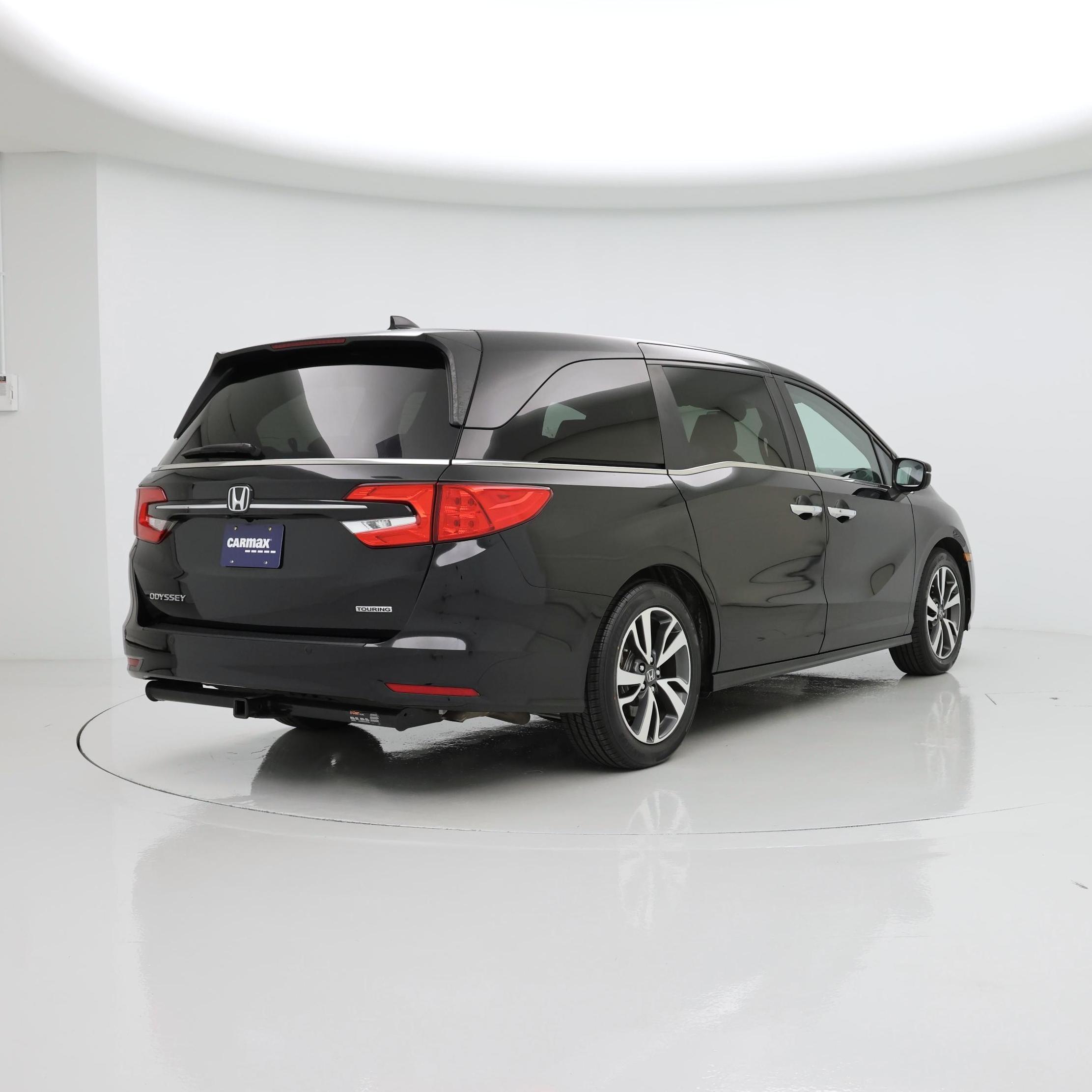 Thumbnail: 2023 Honda Odyssey - 8