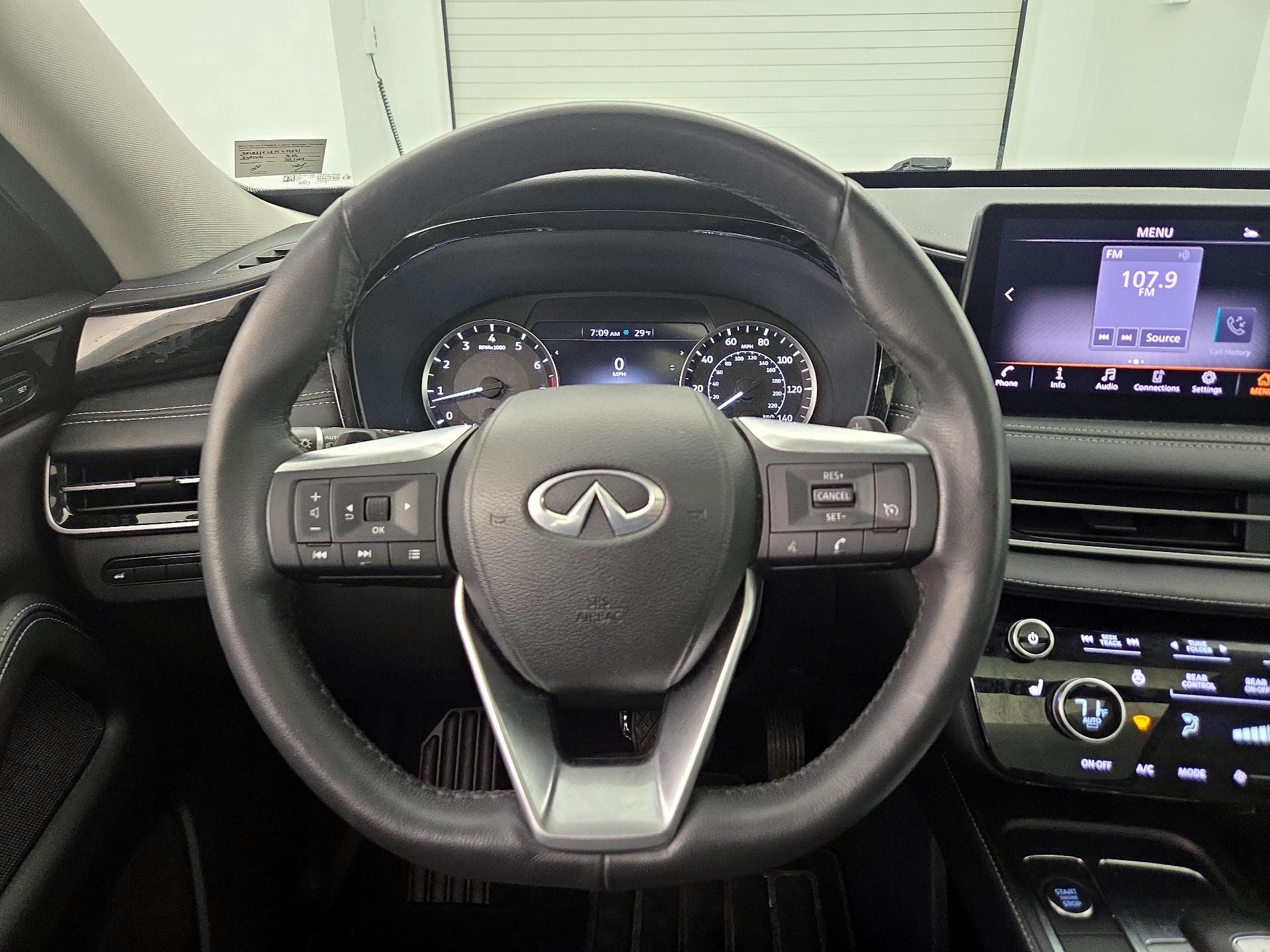 Thumbnail: 2023 INFINITI QX60 - 10