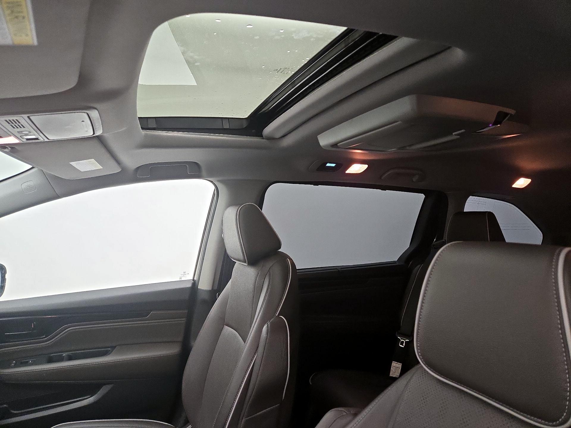 Thumbnail: 2023 Honda Odyssey - 17