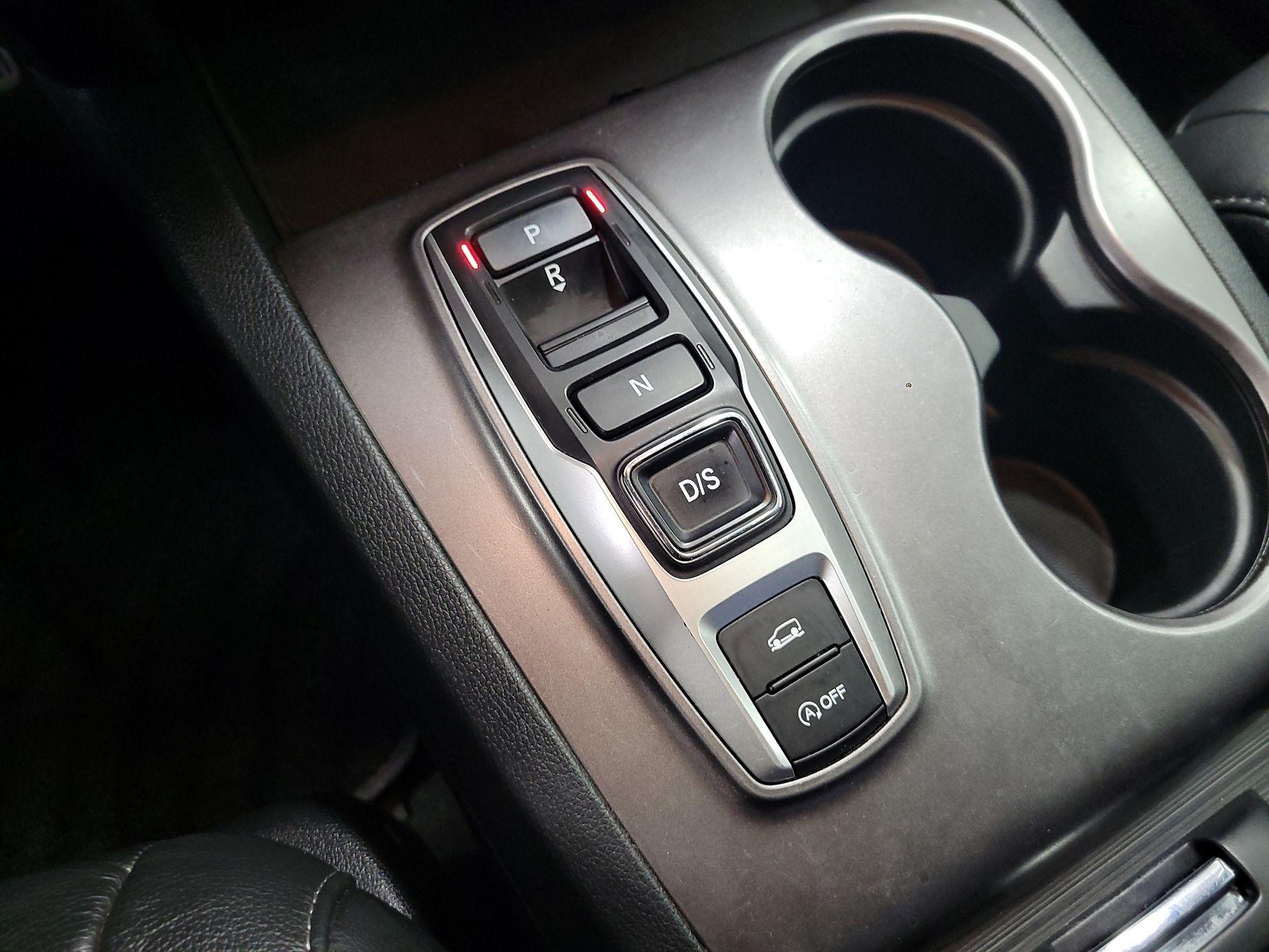 Thumbnail: 2022 Honda Pilot - 17