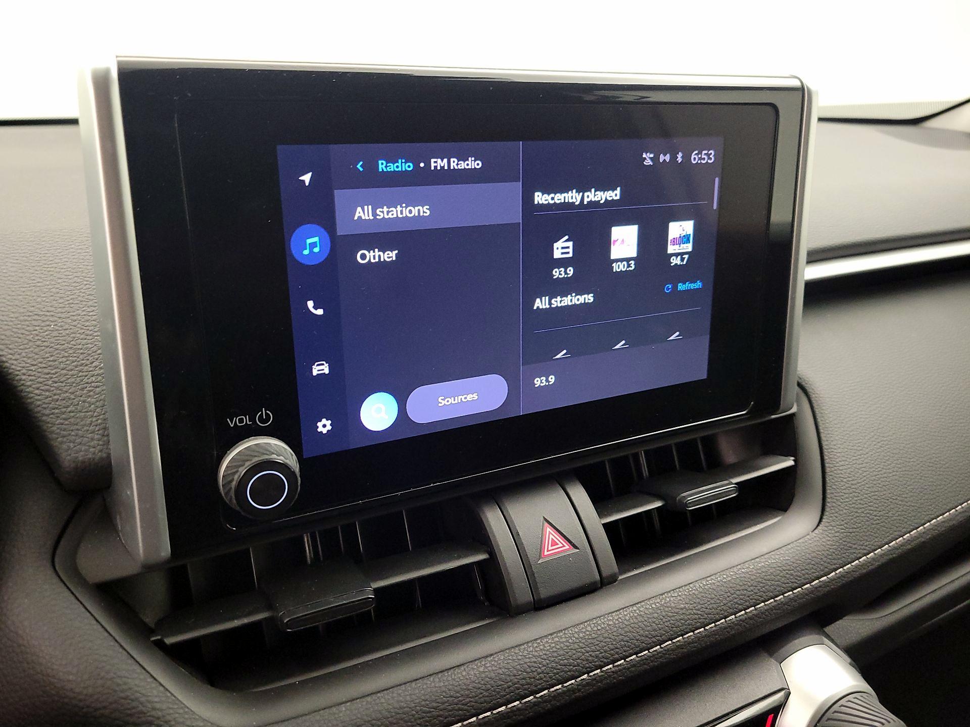 Thumbnail: 2023 Toyota RAV4 - 15