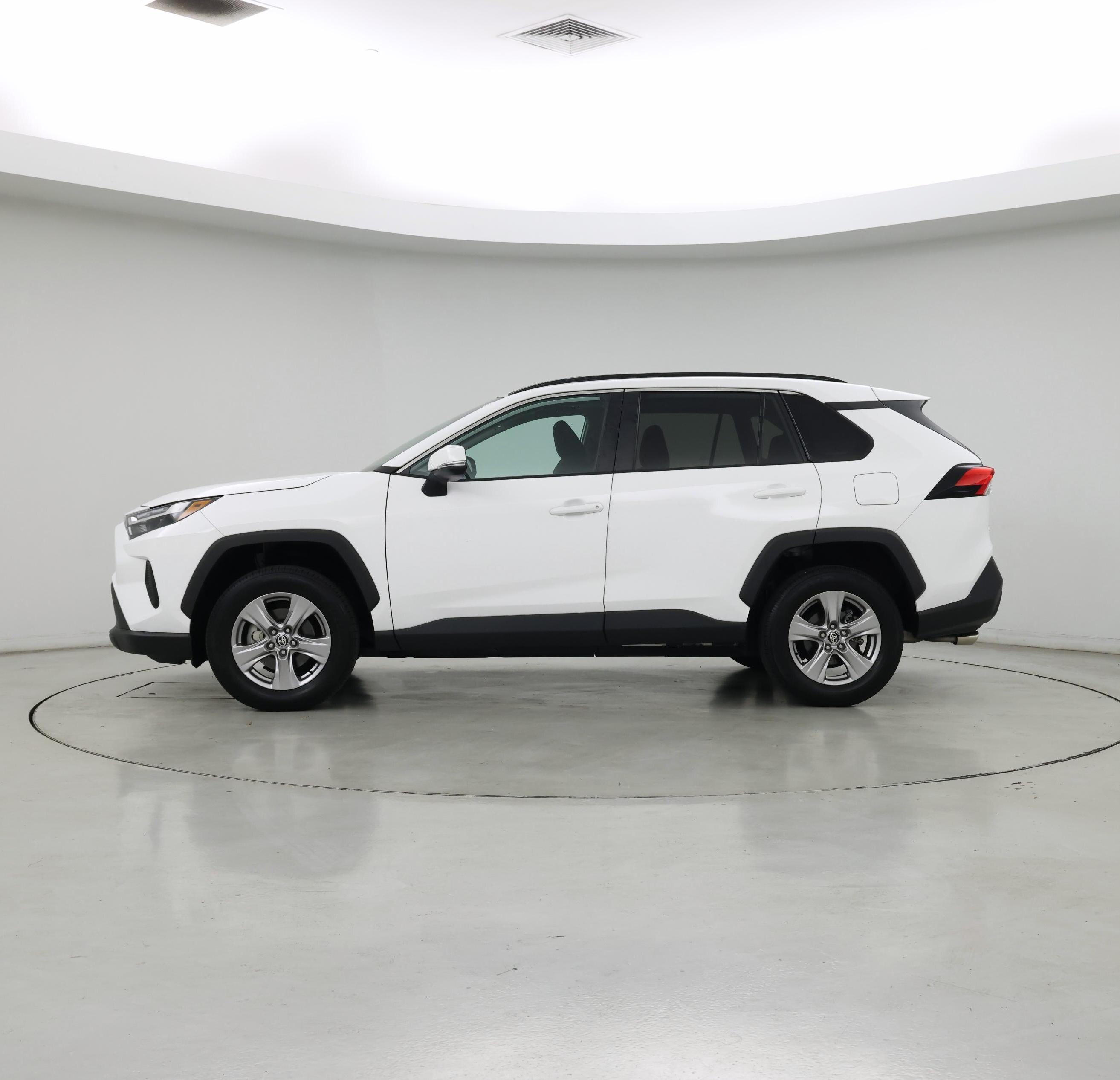 Thumbnail: 2023 Toyota RAV4 - 3