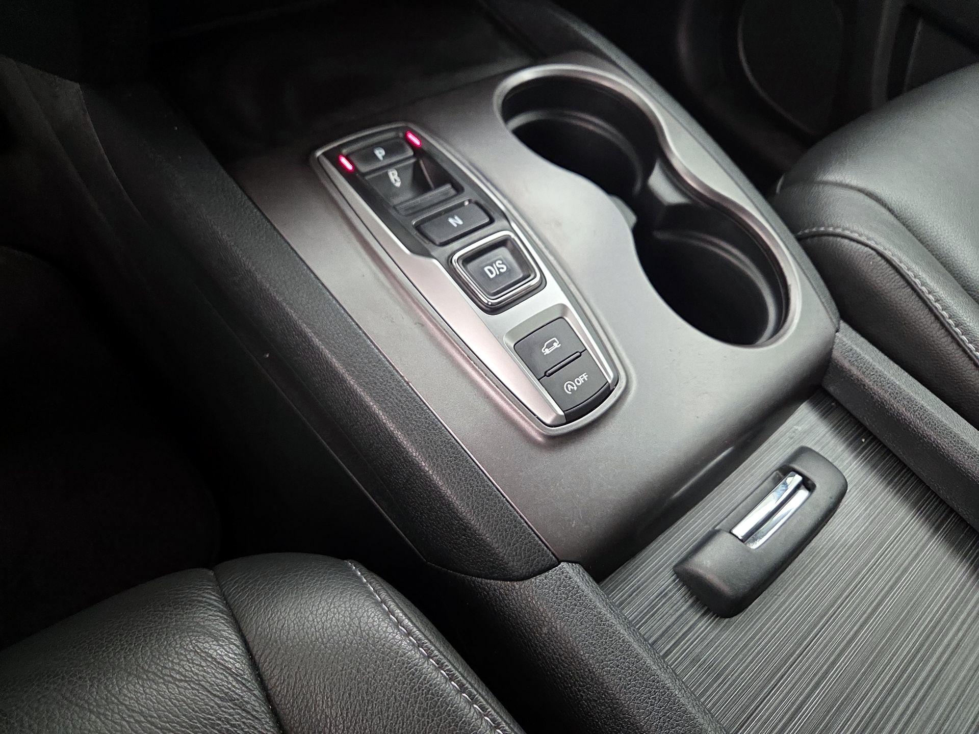 Thumbnail: 2022 Honda Pilot - 17