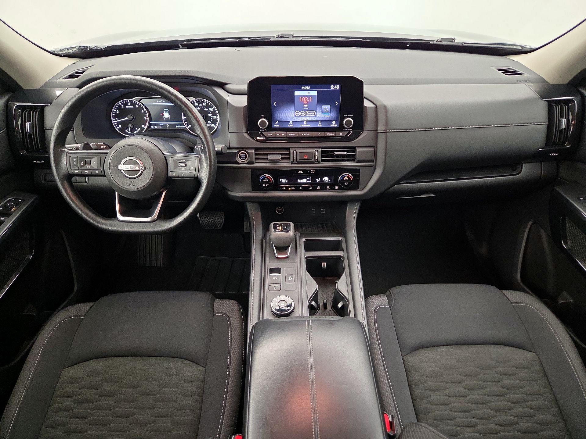 Thumbnail: 2023 Nissan Pathfinder - 9