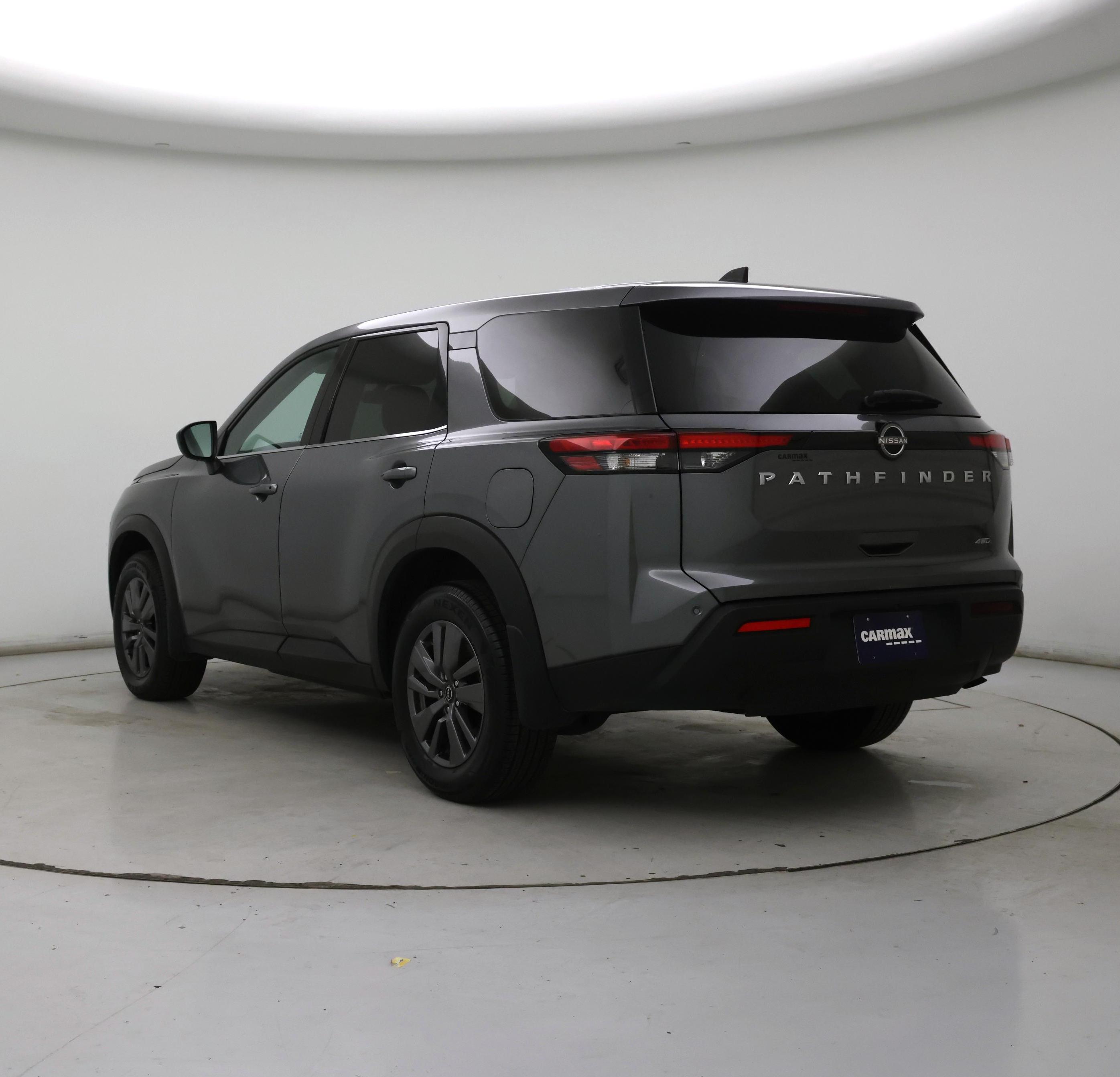 Thumbnail: 2023 Nissan Pathfinder - 2