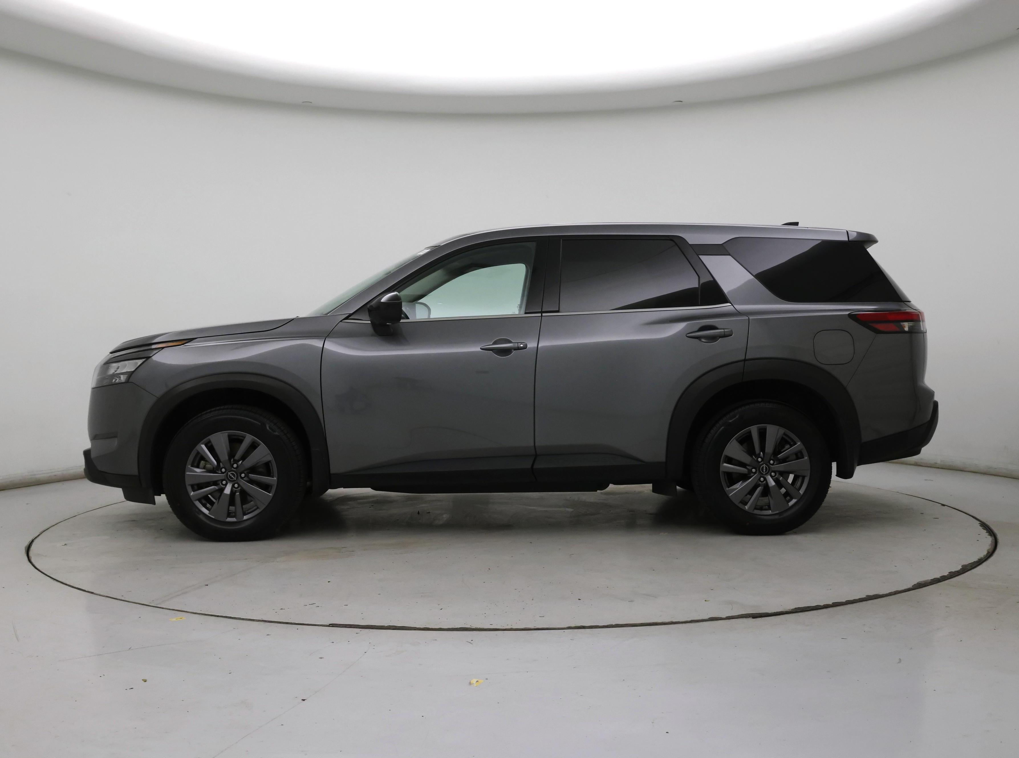 Thumbnail: 2023 Nissan Pathfinder - 3